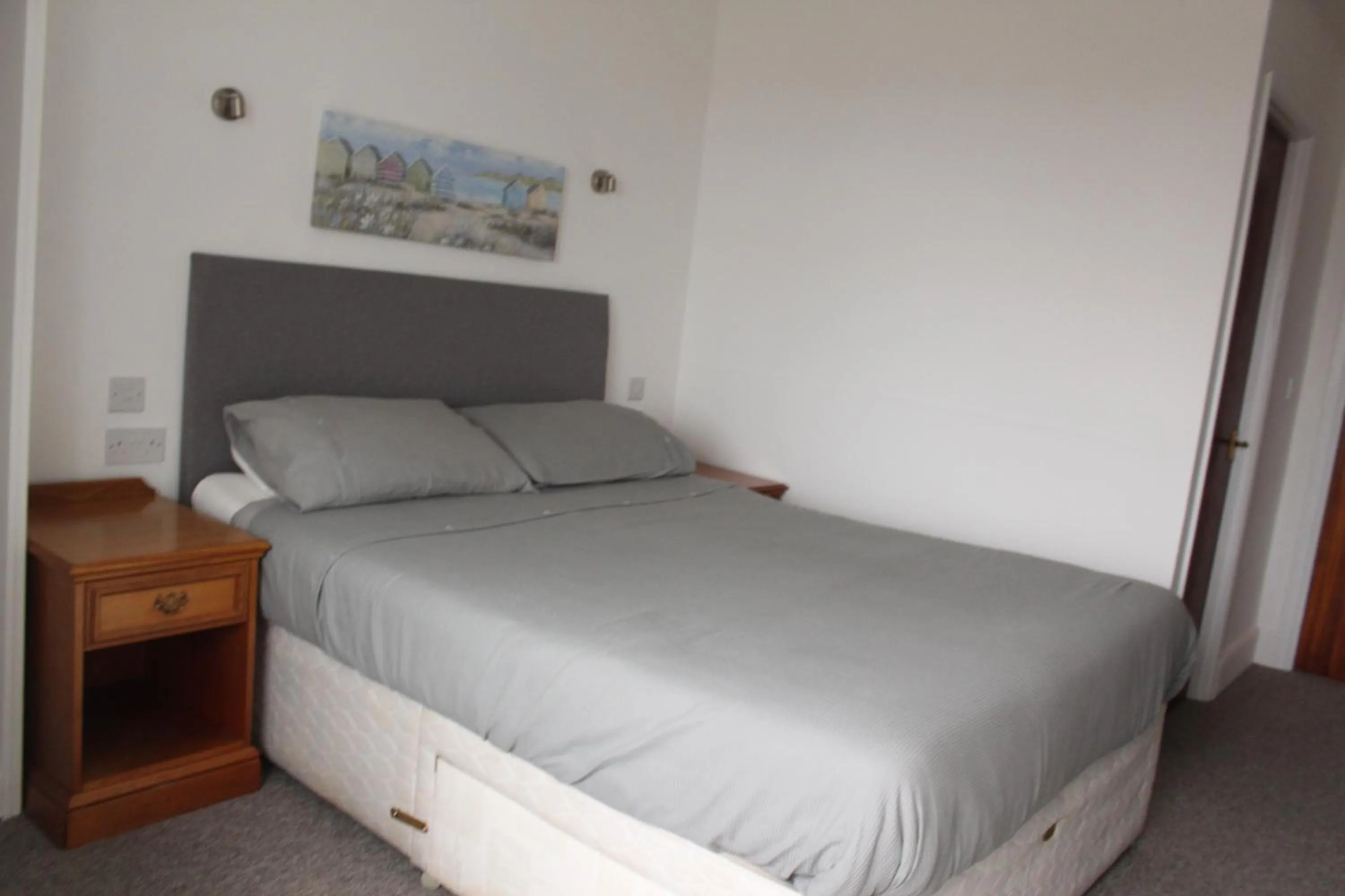 Bed in Bayside
