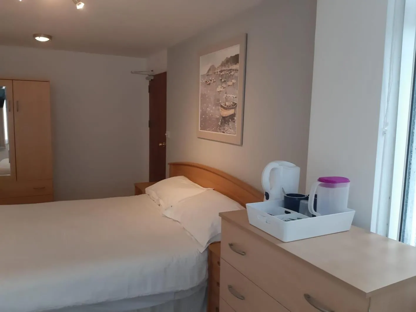 Bed in Bayside