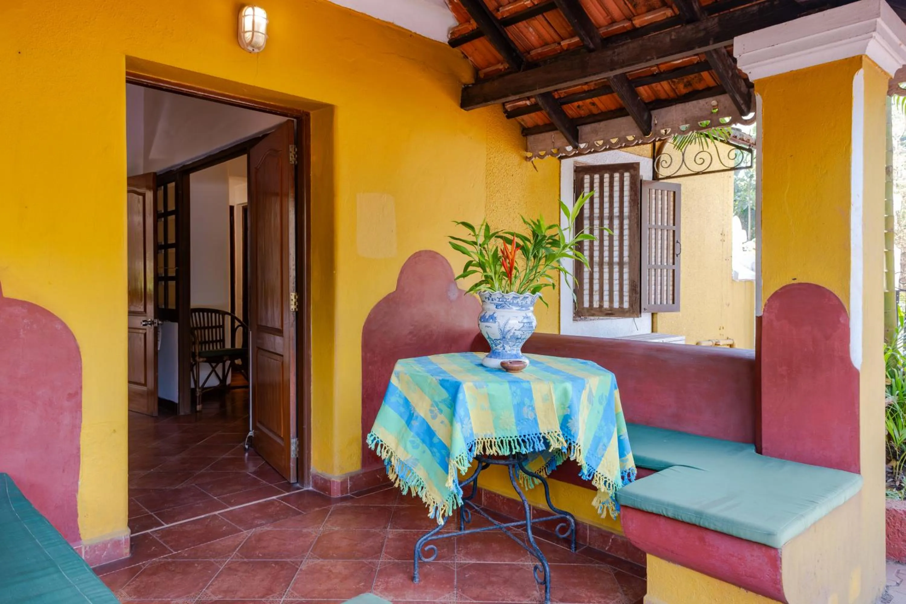 Balcony/Terrace in Granpa's Inn Hotel Bougainvillea