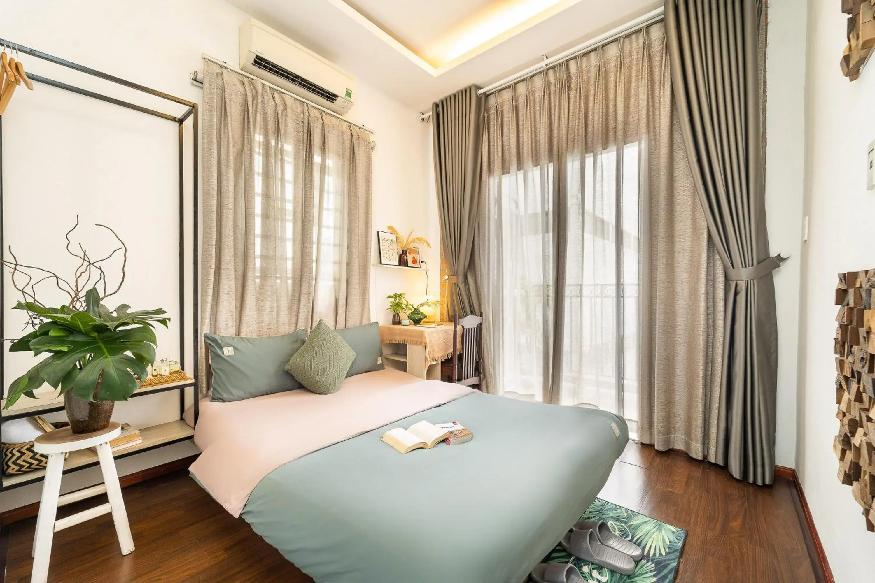 Photo of the whole room, Bed in Cactusland Homestay - Tran Hung Dao Photo of the whole room, Bed in Cactusland Homestay - Tran Hung Dao