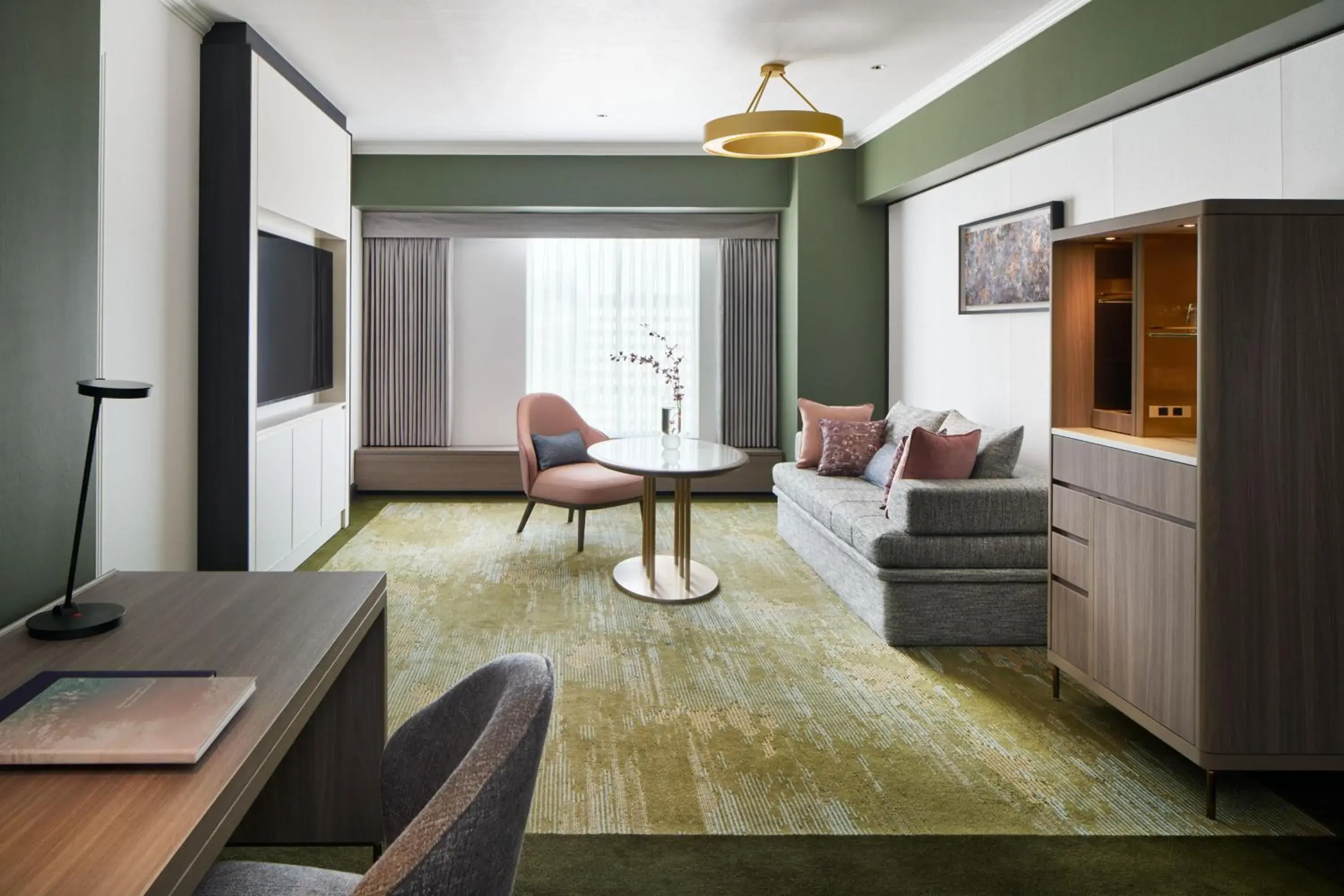 Living room in RIHGA Royal Hotel Osaka, Vignette Collection by IHG Living room in RIHGA Royal Hotel Osaka, Vignette Collection by IHG