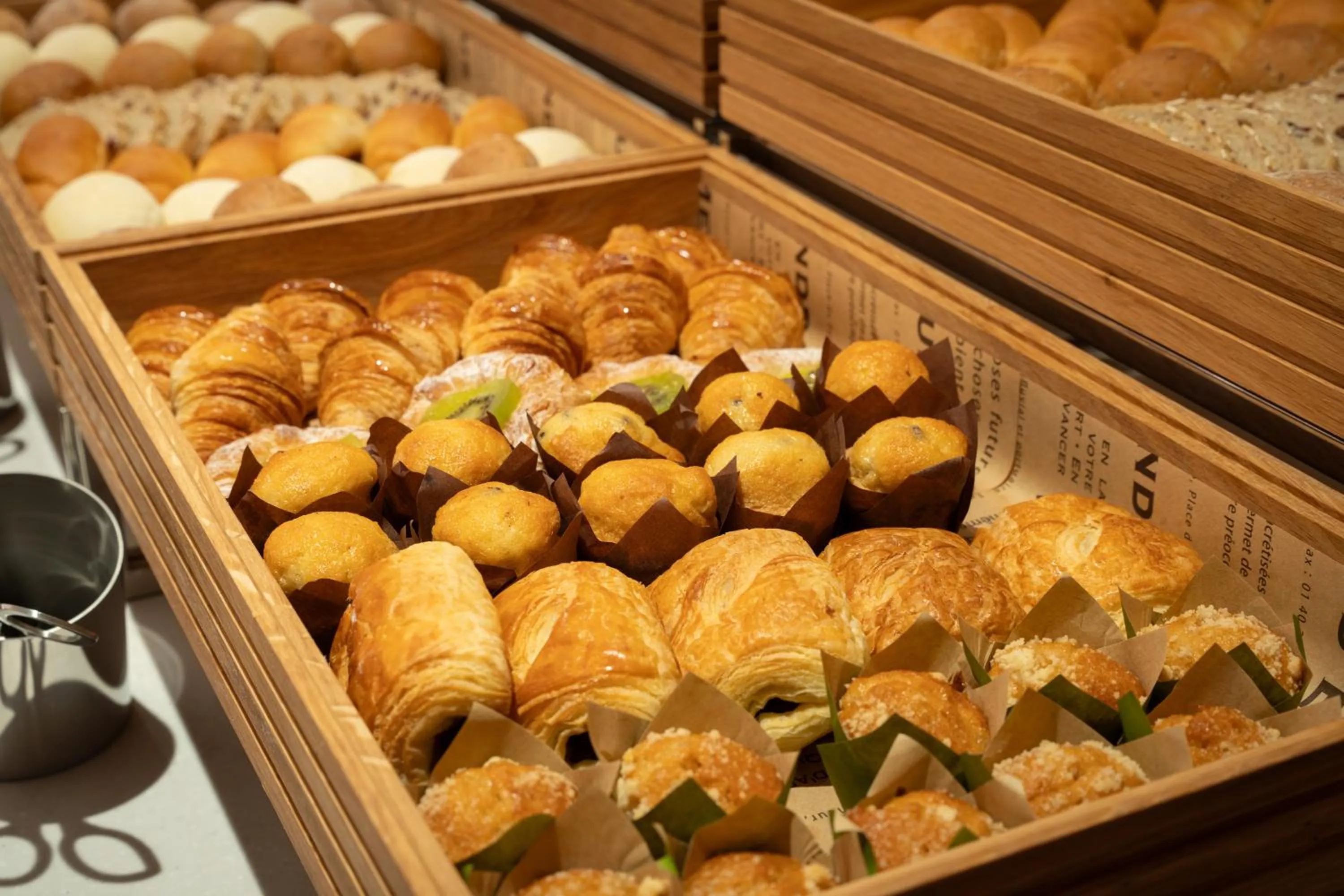 Restaurant/places to eat in RIHGA Royal Hotel Osaka, Vignette Collection by IHG