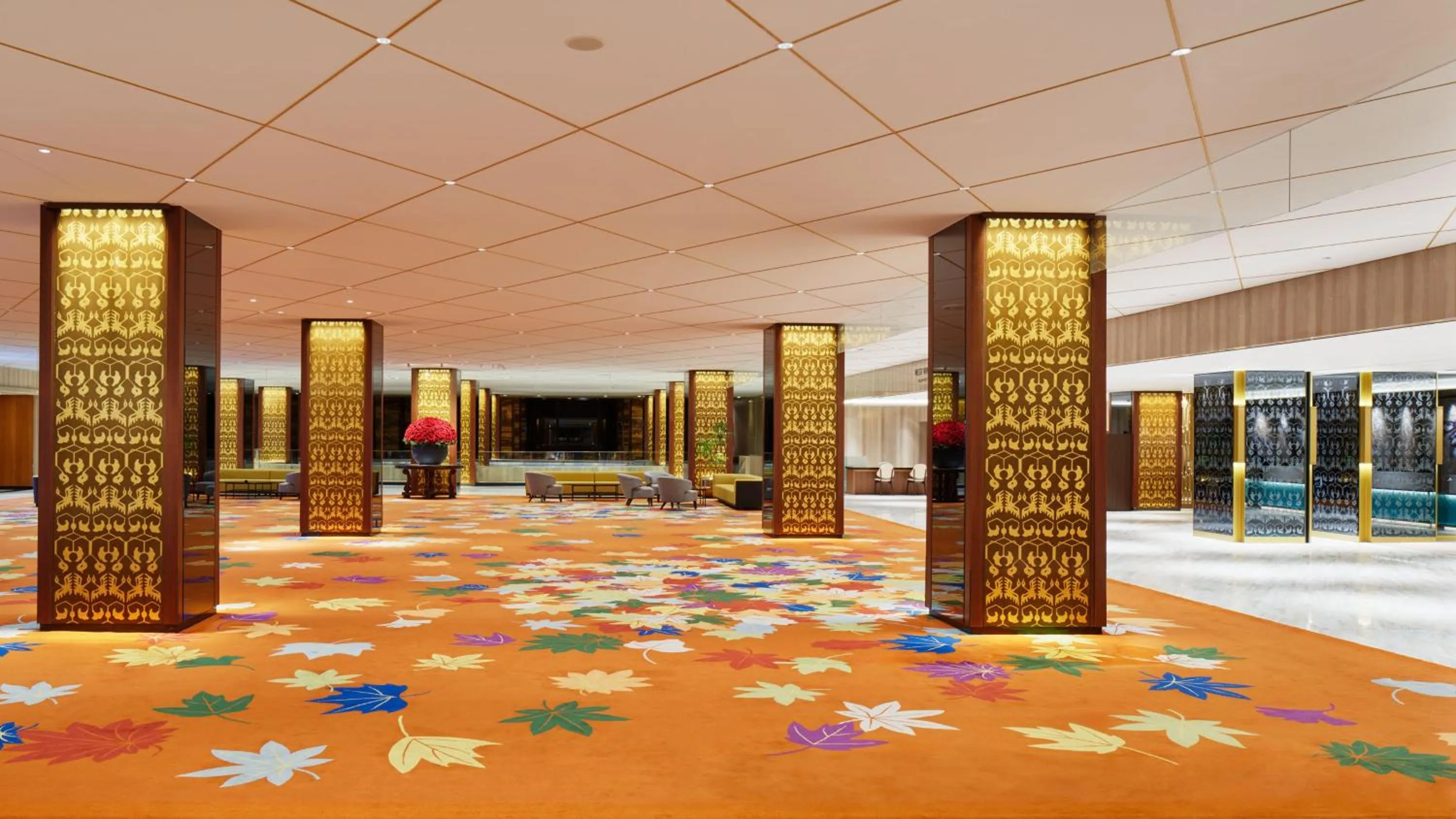 Lobby or reception in RIHGA Royal Hotel Osaka, Vignette Collection by IHG