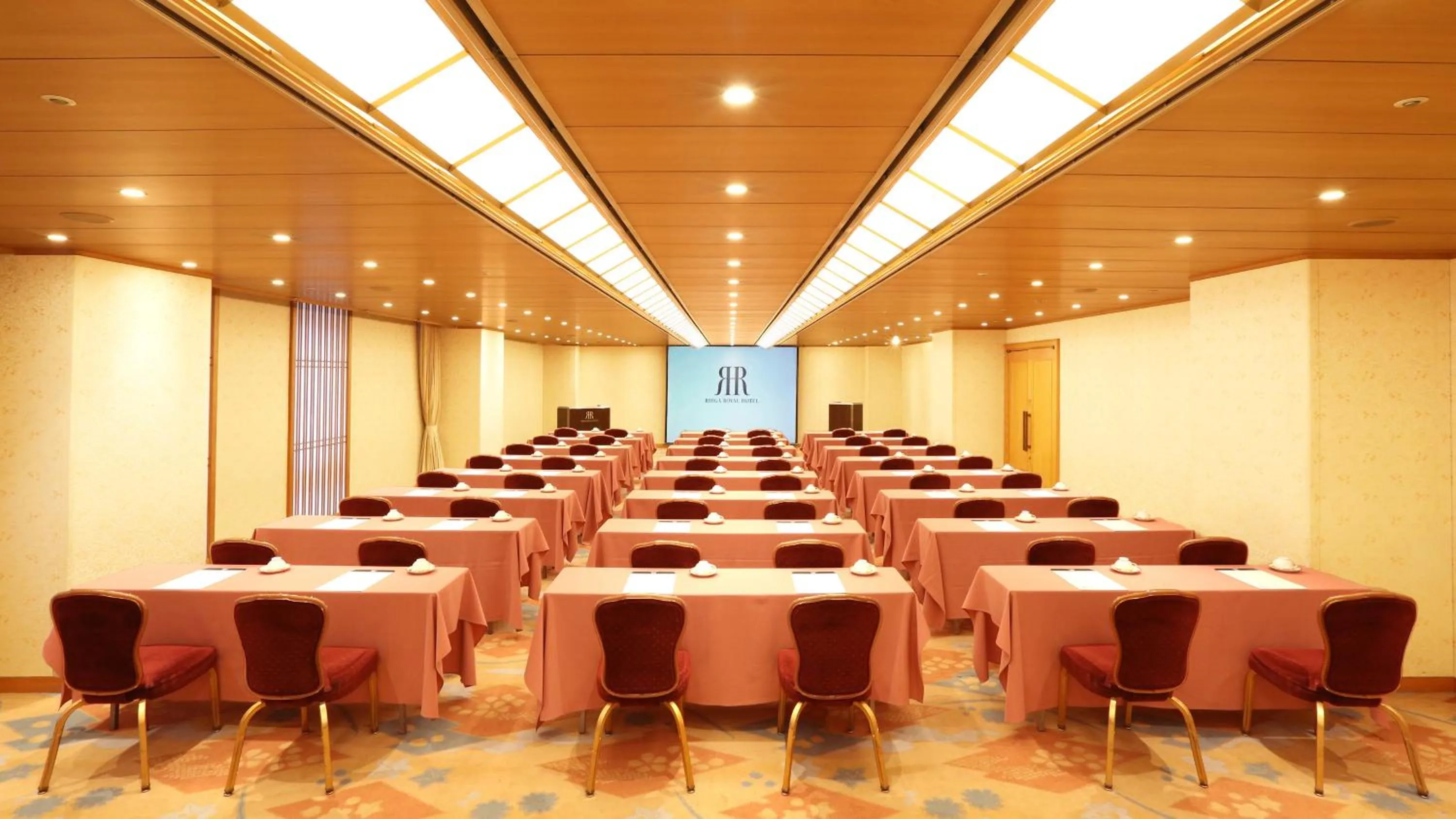 Meeting/conference room in RIHGA Royal Hotel Osaka, Vignette Collection by IHG