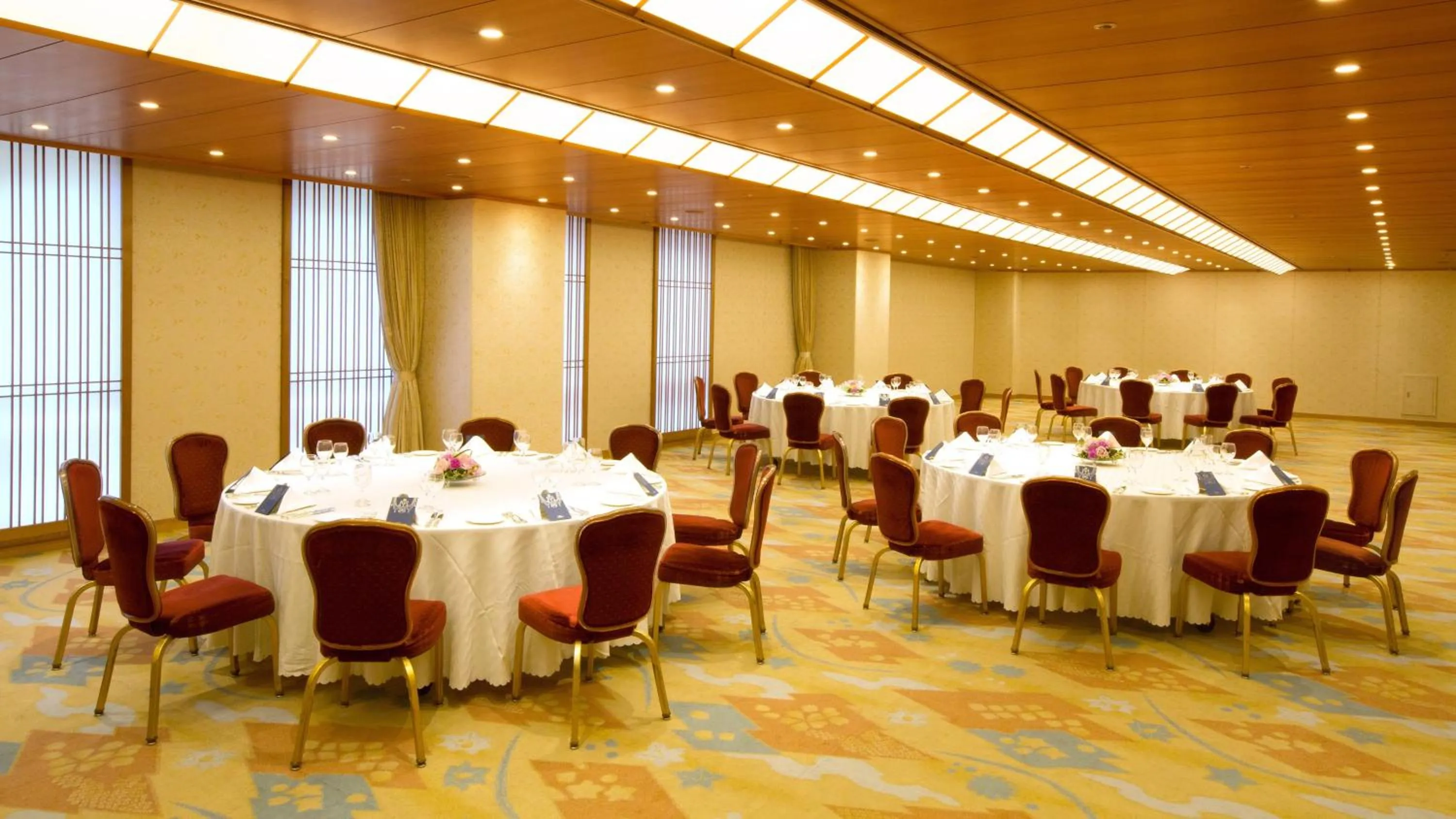 Banquet/Function facilities in RIHGA Royal Hotel Osaka, Vignette Collection by IHG