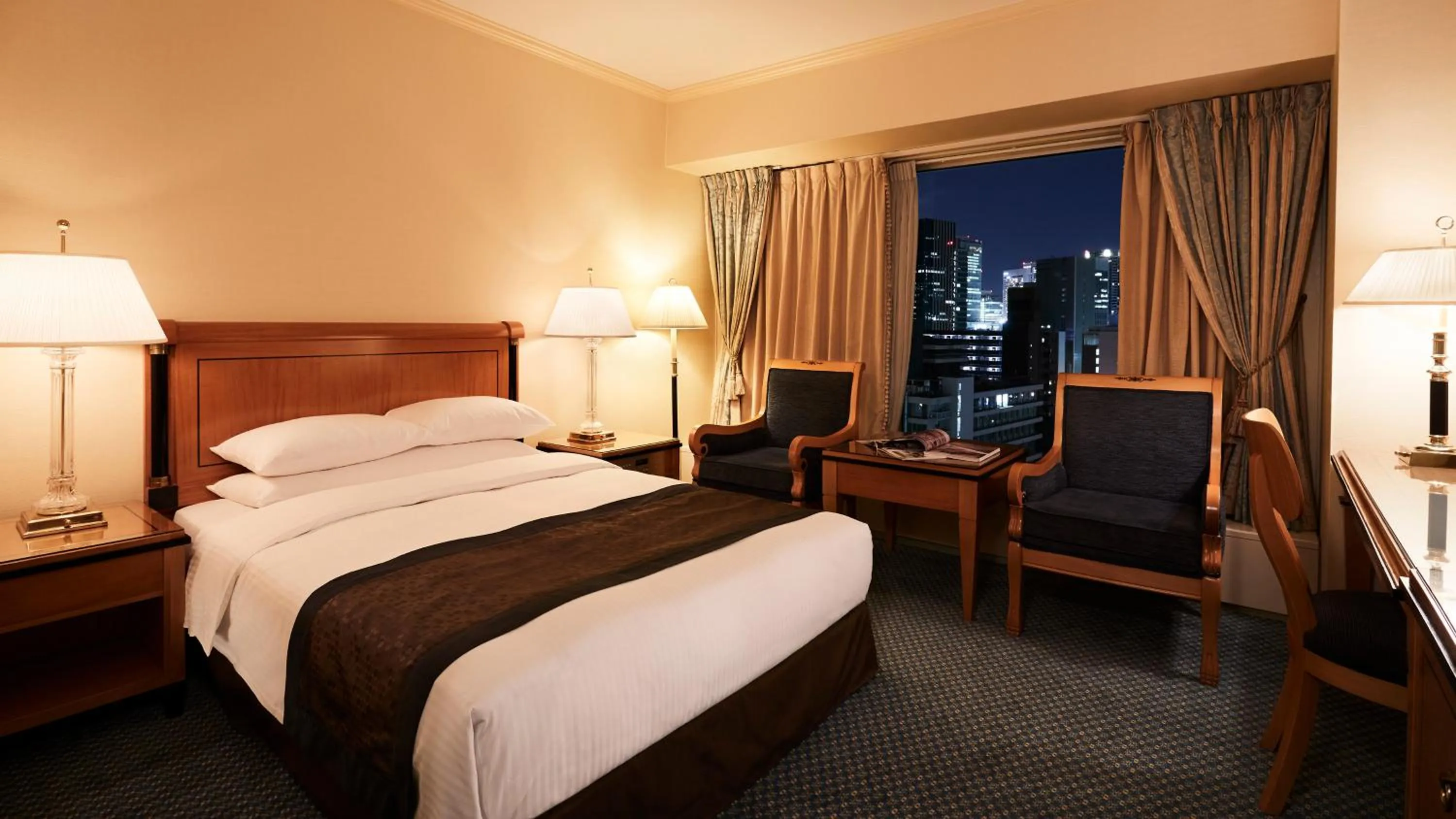 Photo of the whole room, Bed in RIHGA Royal Hotel Osaka, Vignette Collection by IHG