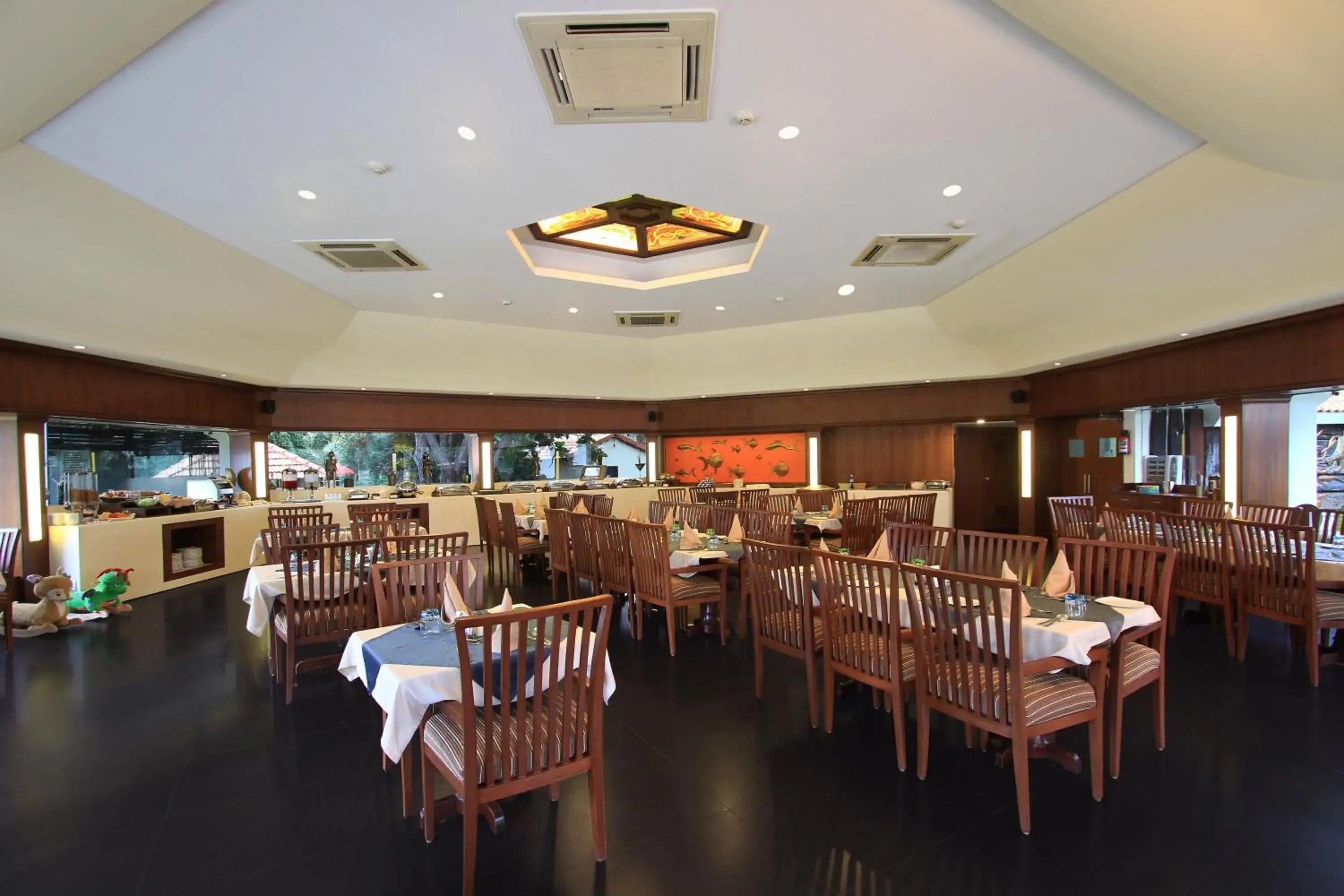 Restaurant/places to eat in Silent Shores Resort & Spa Restaurant/places to eat in Silent Shores Resort & Spa