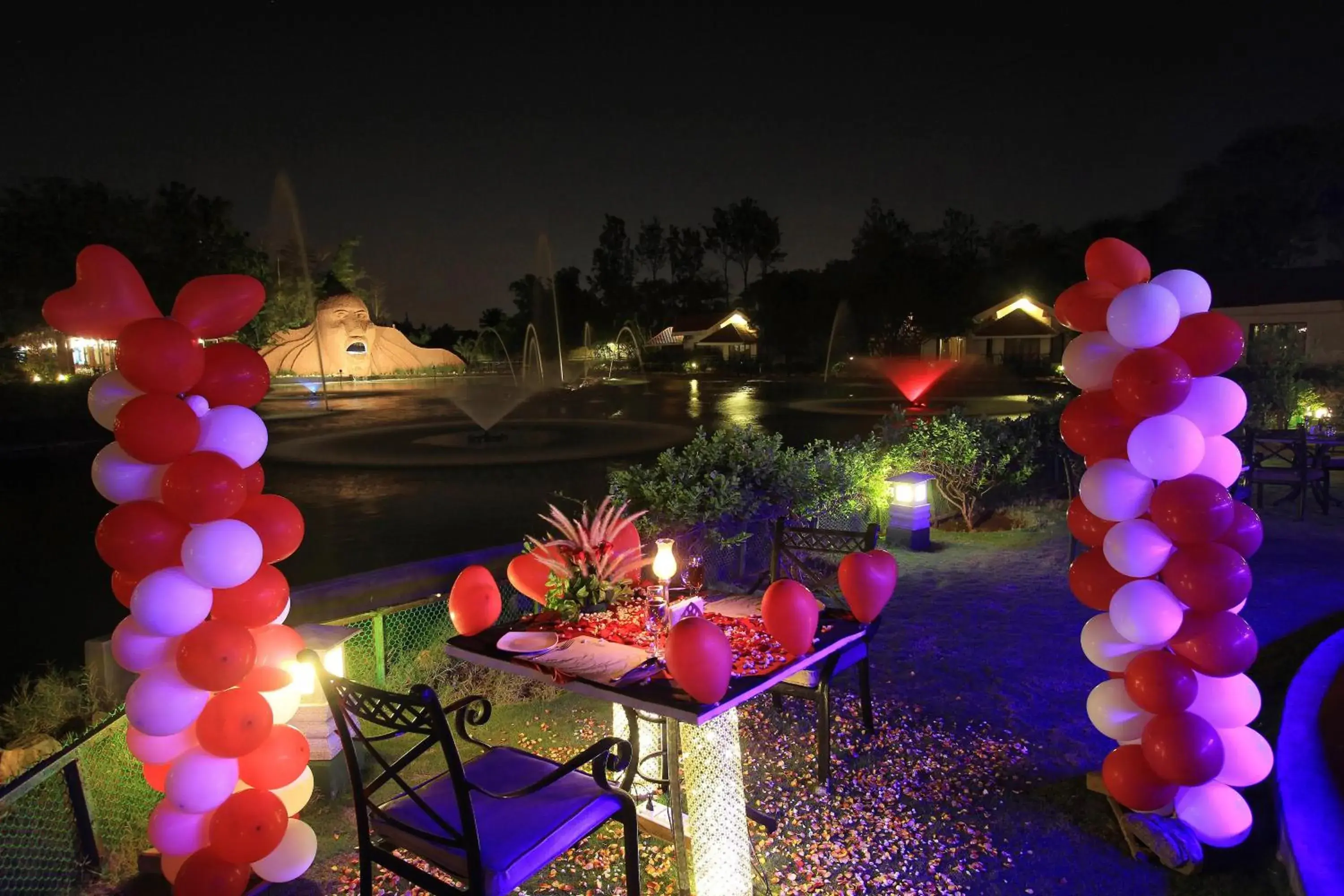 Restaurant/places to eat in Silent Shores Resort & Spa Restaurant/places to eat in Silent Shores Resort & Spa