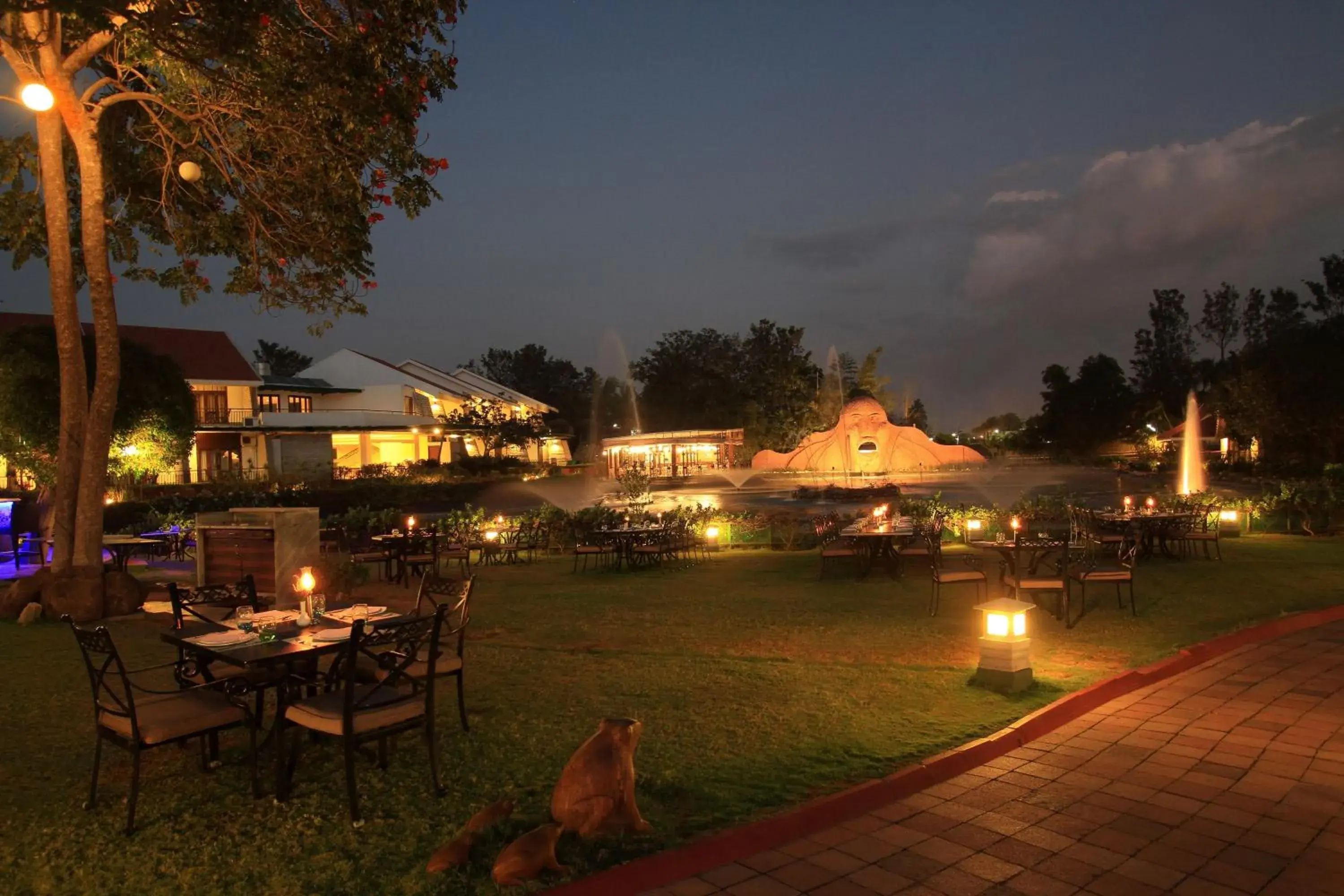 Restaurant/places to eat in Silent Shores Resort & Spa Restaurant/places to eat in Silent Shores Resort & Spa