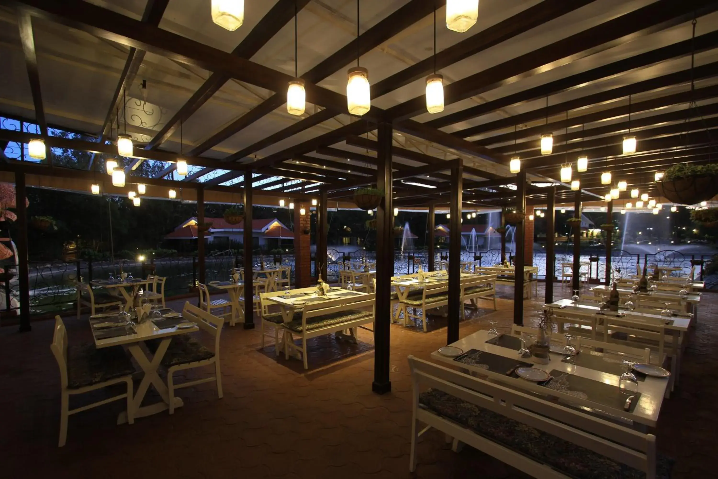 Restaurant/places to eat in Silent Shores Resort & Spa Restaurant/places to eat in Silent Shores Resort & Spa