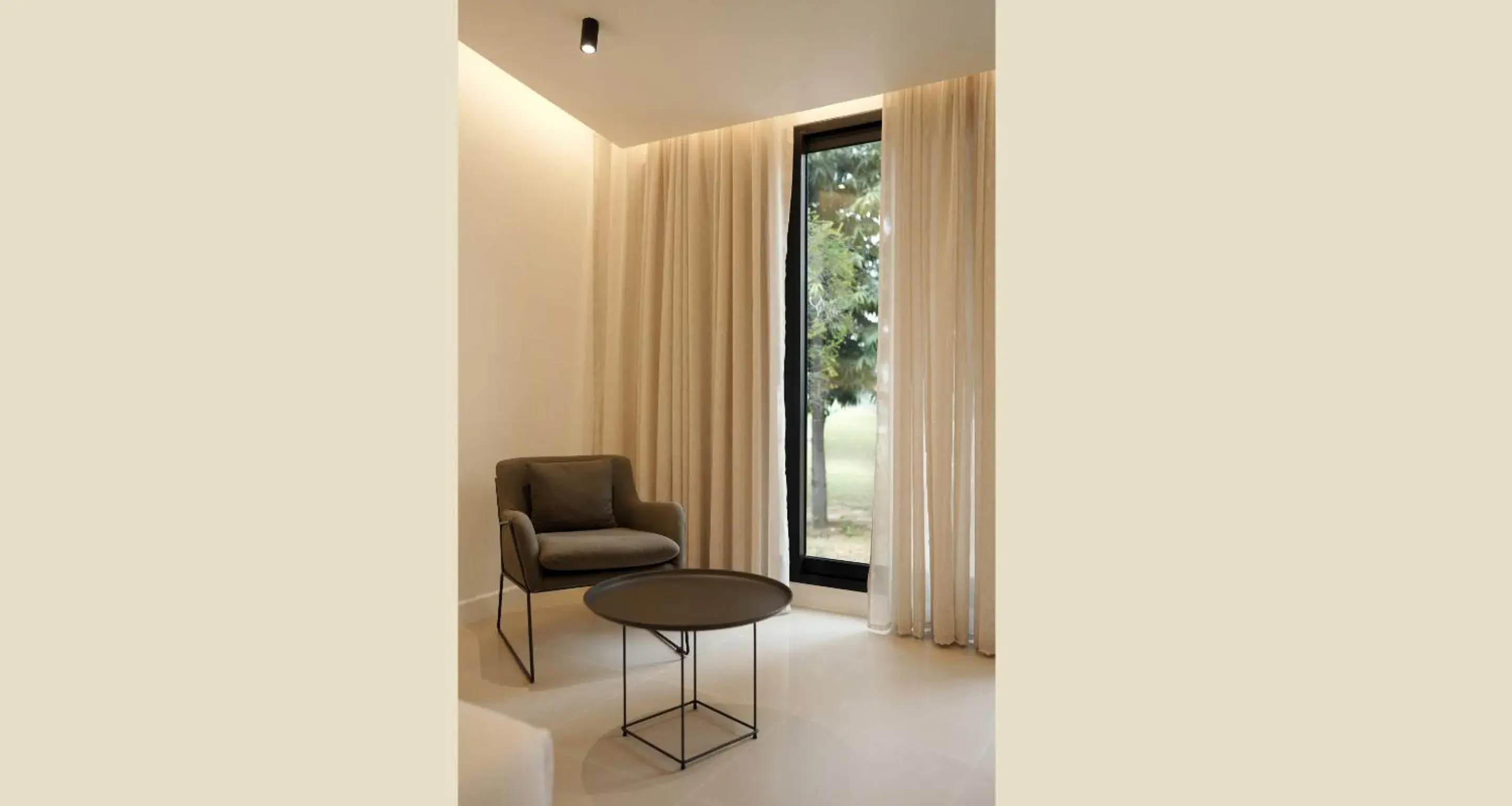 Premium Room in Resort Country Club, Manesar - WorldHotels Distinctive Premium Room in Resort Country Club, Manesar - WorldHotels Distinctive