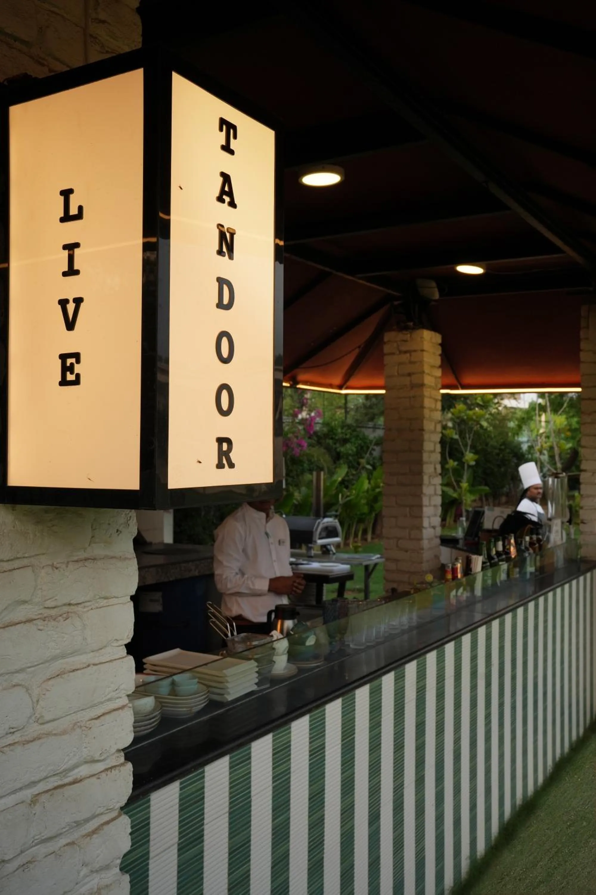 Restaurant/places to eat in Resort Country Club, Manesar - WorldHotels Distinctive