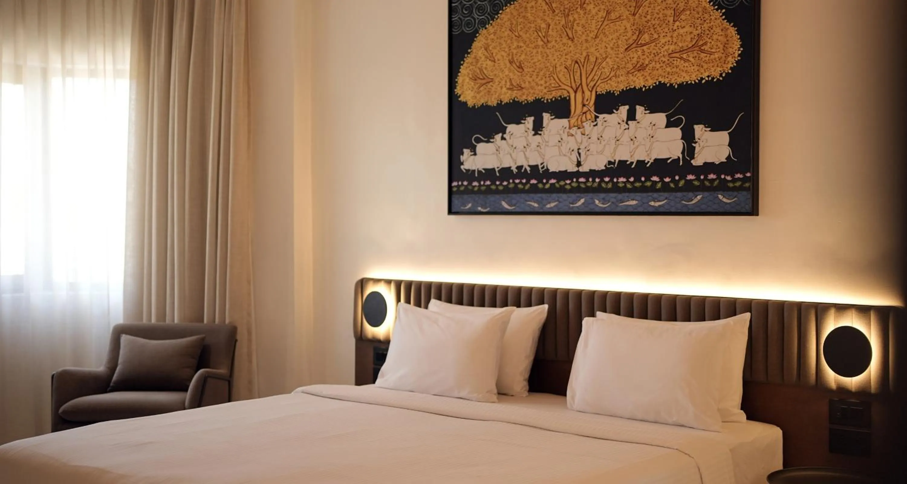 Bed in Best Western Resort Country Club