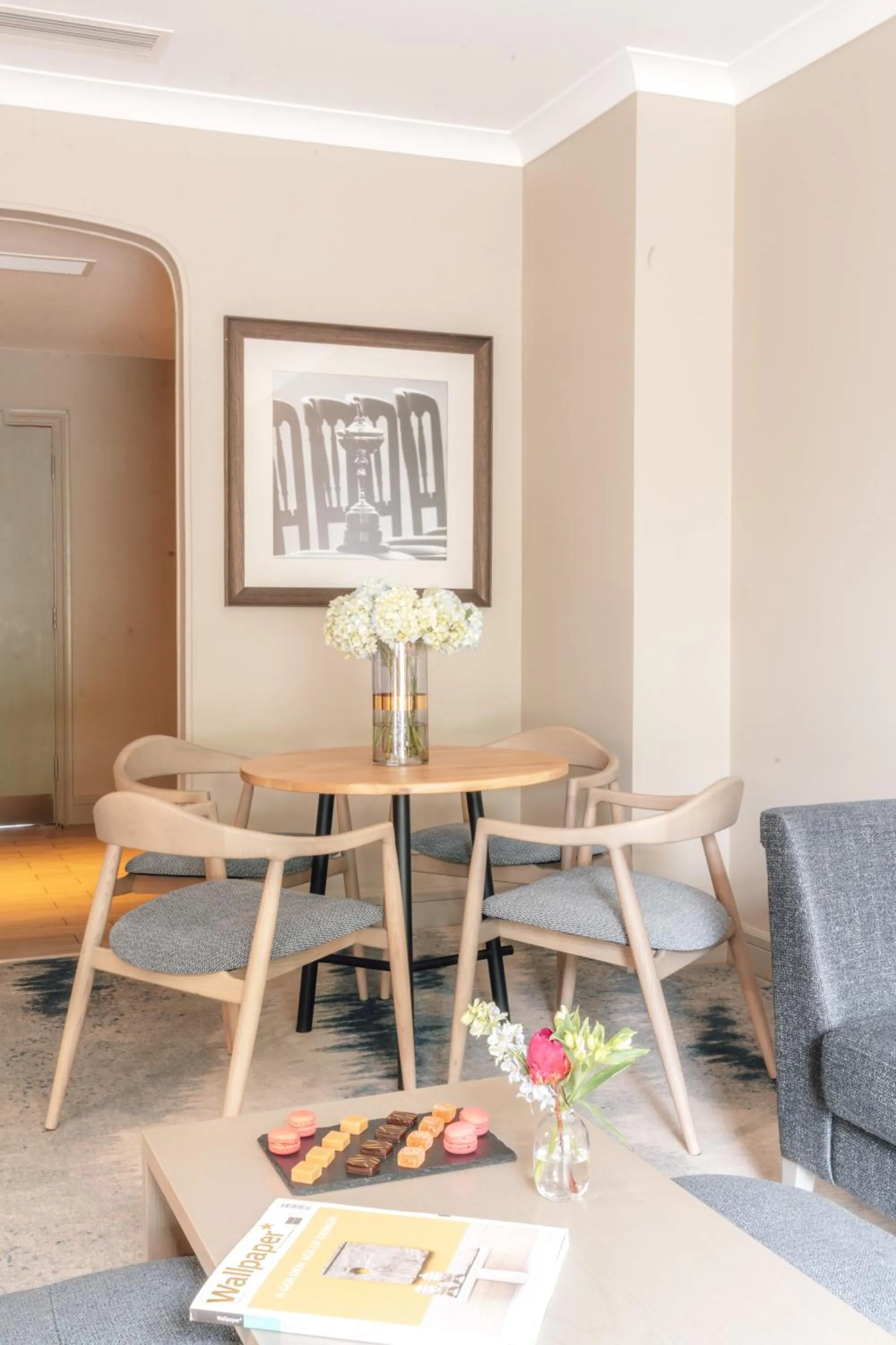 Living room in The Belfry Hotel & Resort