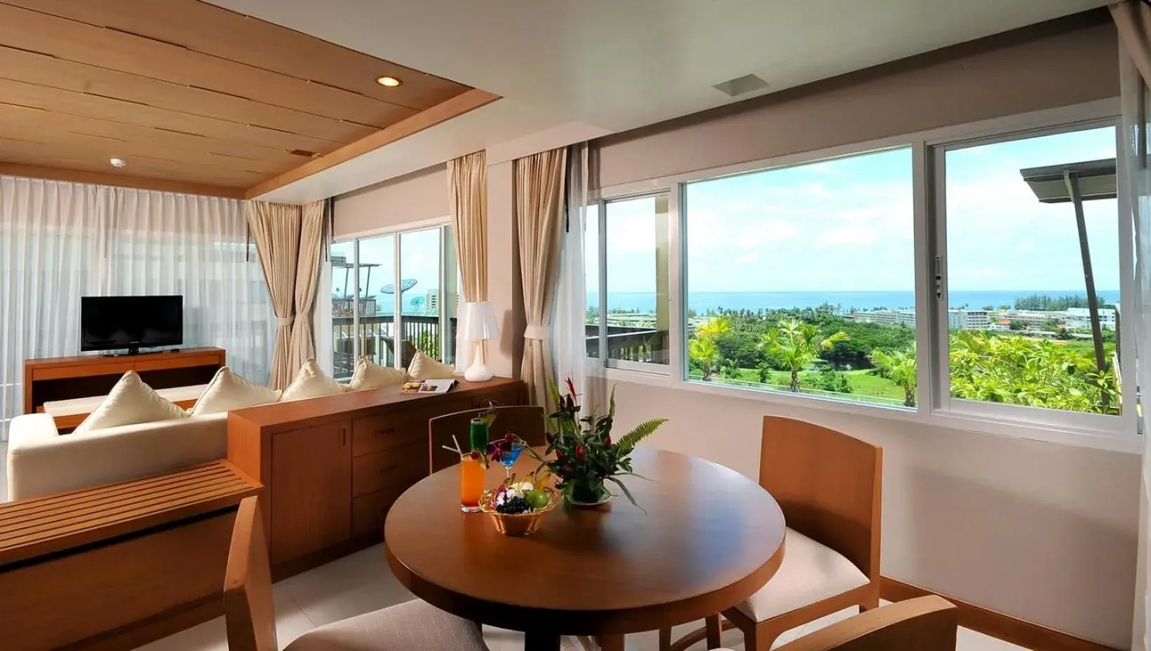 Living room in Princess Seaview Resort & Spa - SHA Plus Living room in Princess Seaview Resort & Spa - SHA Plus