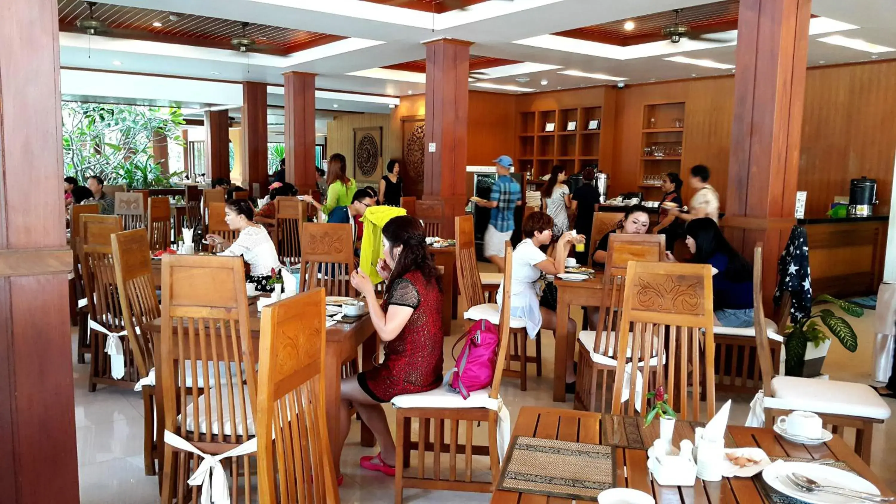 Restaurant/places to eat in Princess Seaview Resort & Spa - SHA Plus Restaurant/places to eat in Princess Seaview Resort & Spa - SHA Plus