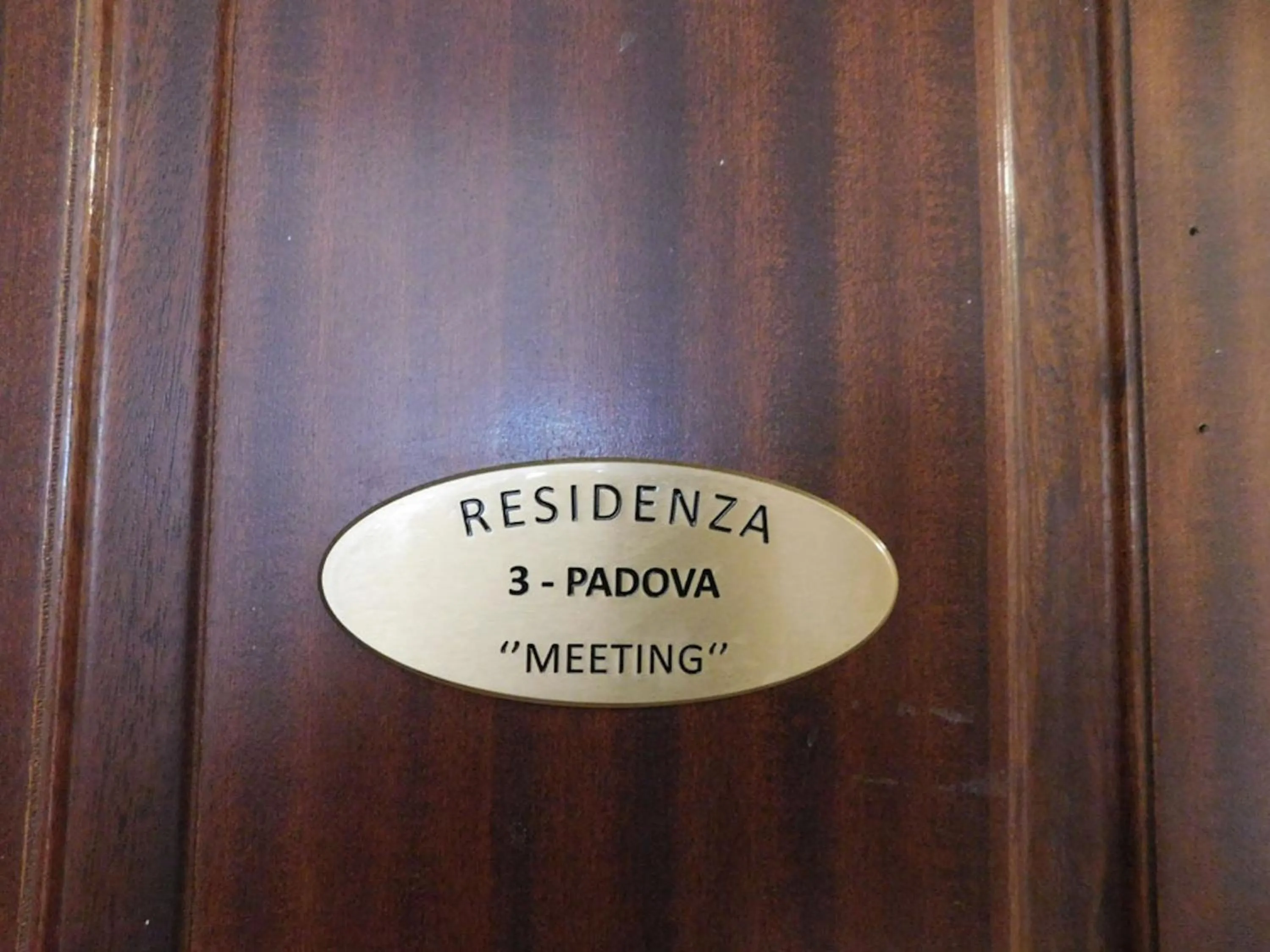 Facade/entrance in Residenza Meeting