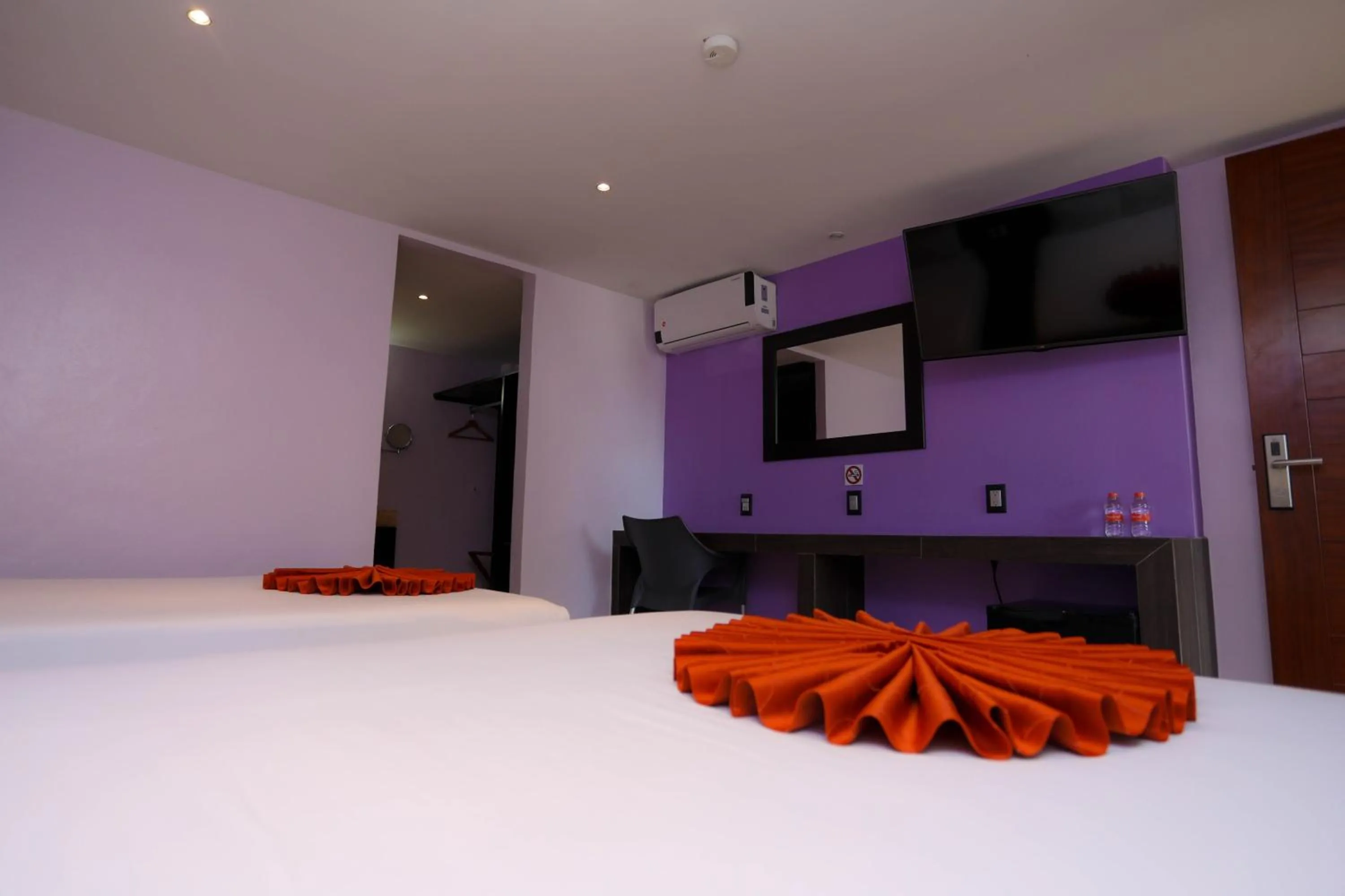 Photo of the whole room, Bed in Hotel Kavia