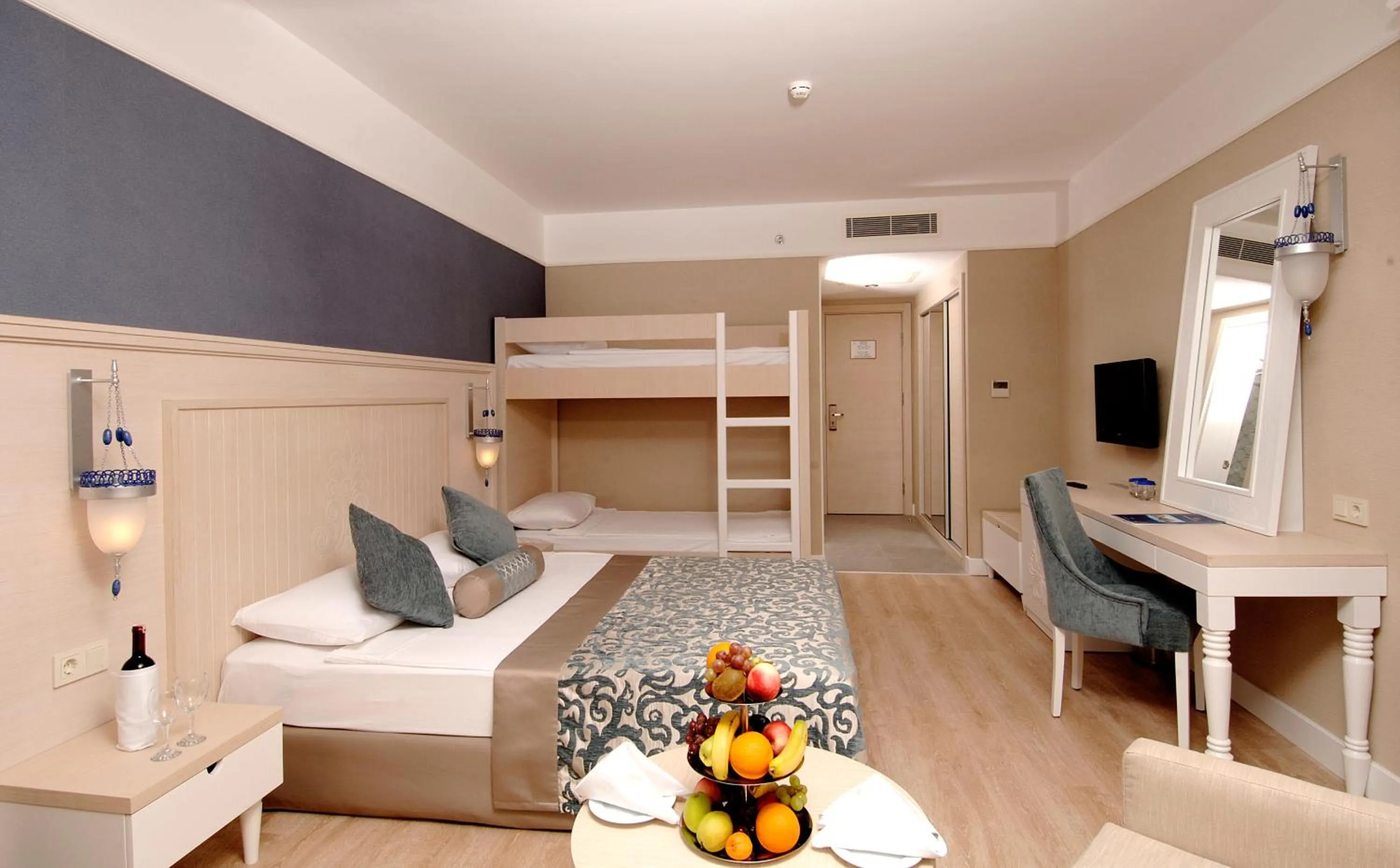 Living room, Bed in Seamelia Beach Resort Hotel & SPA
