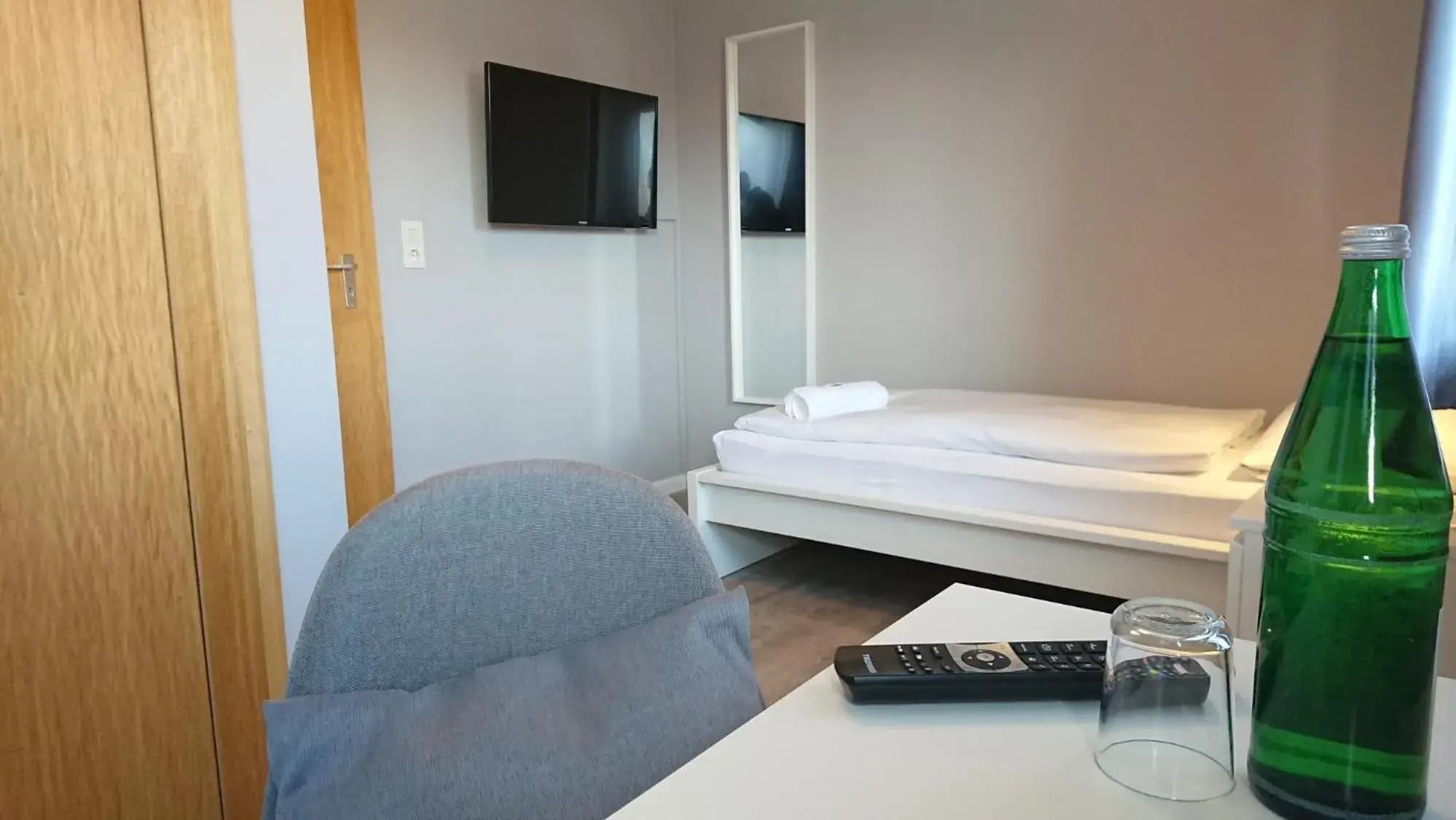 Single Room in Ostseehotel Kappeln by team SchleiFee Single Room in Ostseehotel Kappeln by team SchleiFee