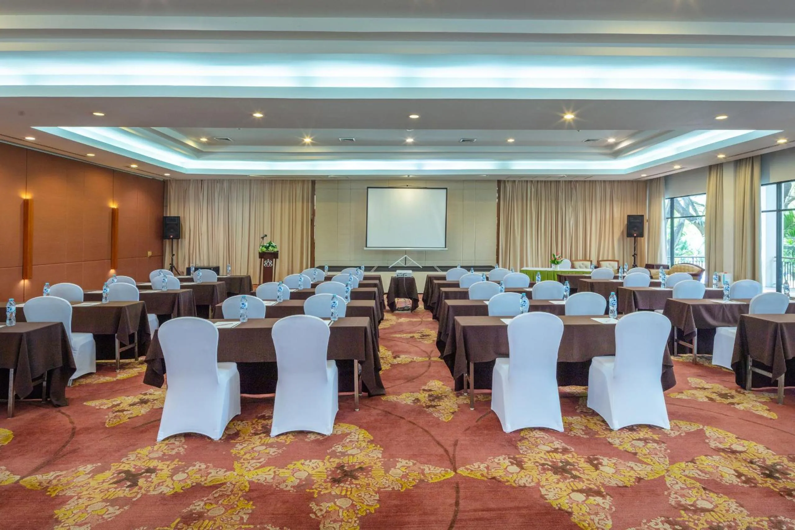 Banquet/Function facilities in Tawa Ravadee Resort Prachinburi, a member of WorldHotels Distinctive