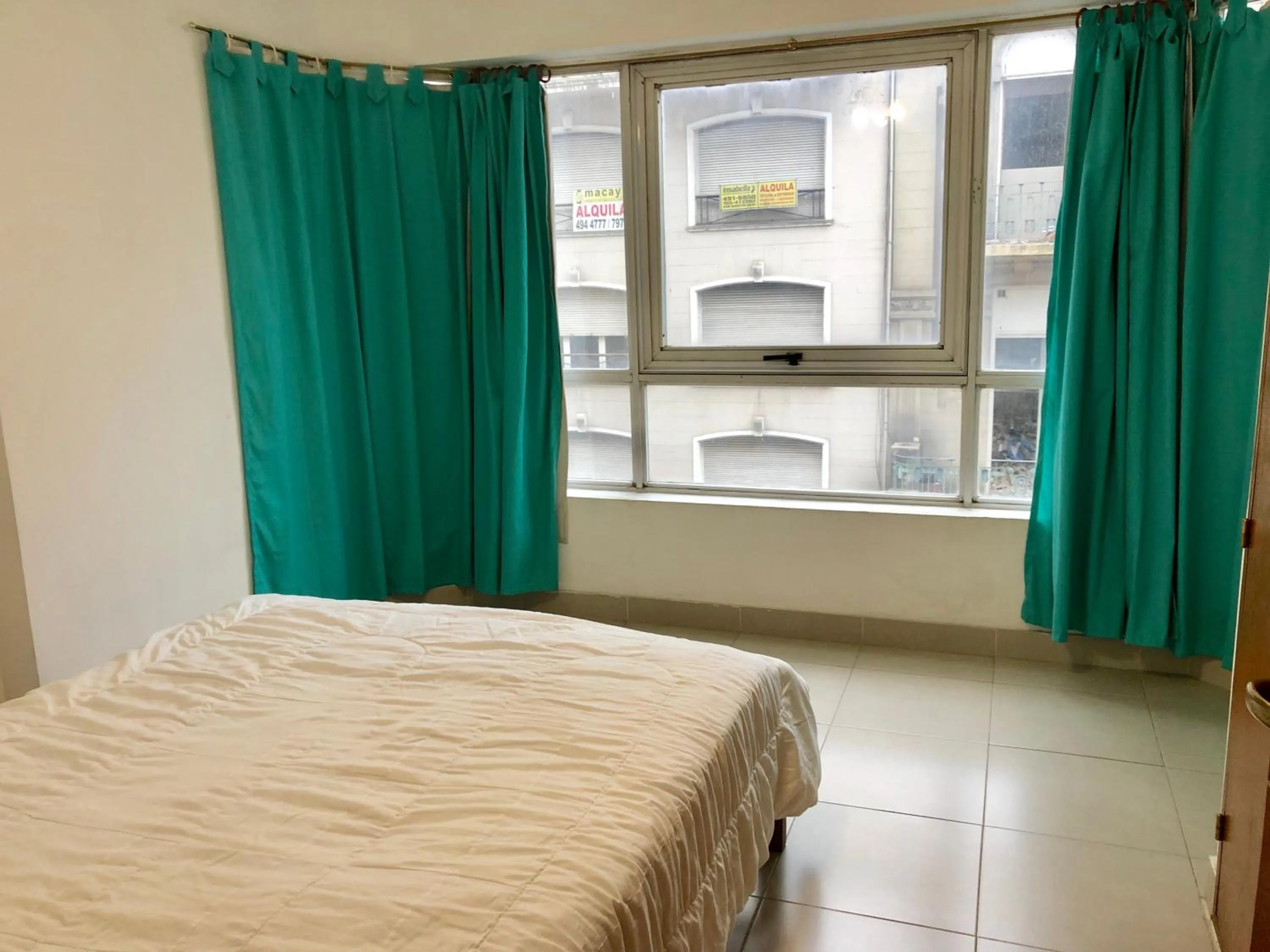 Bed in Edificio San Martin 2468