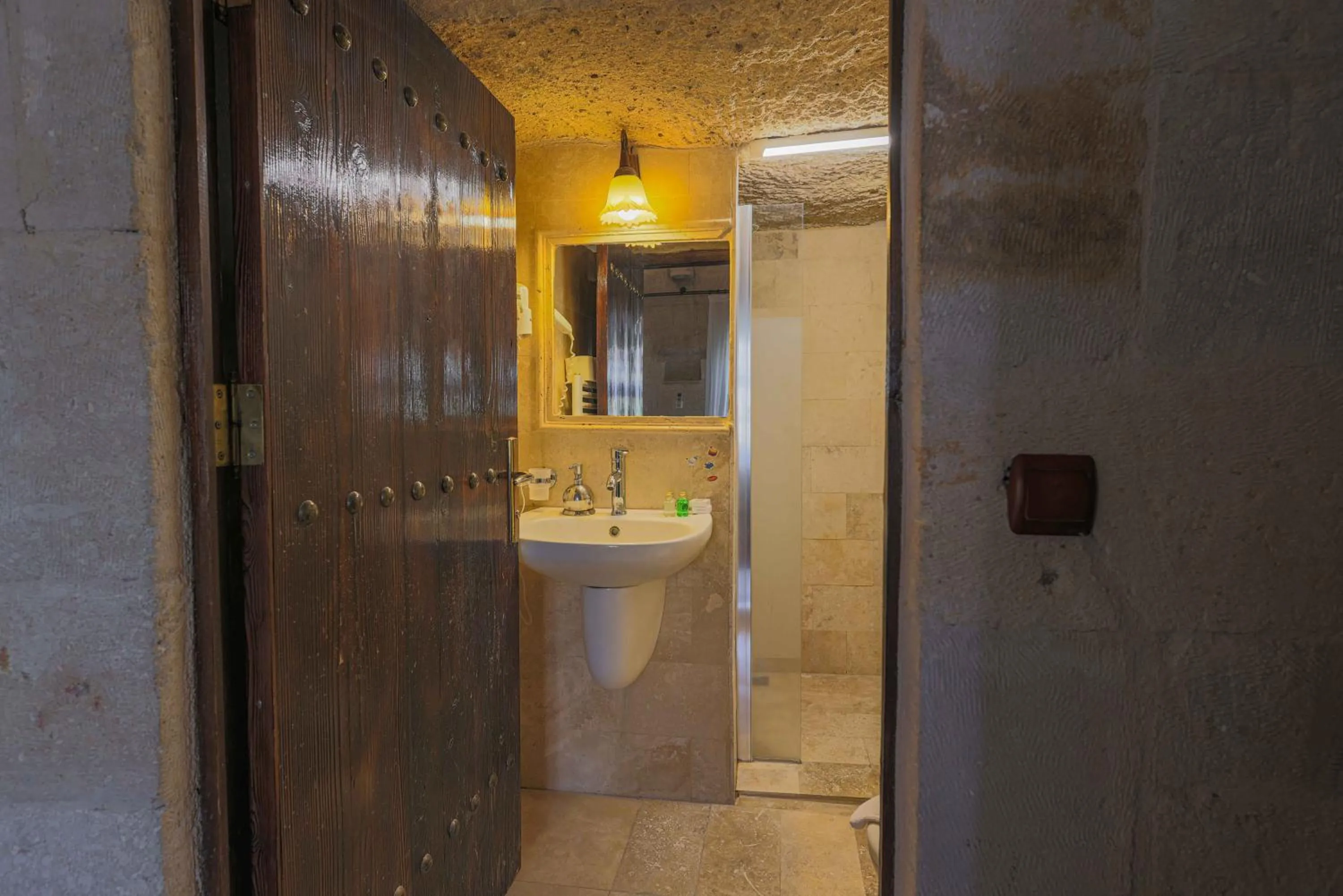 Shower in Century Cave Hotel