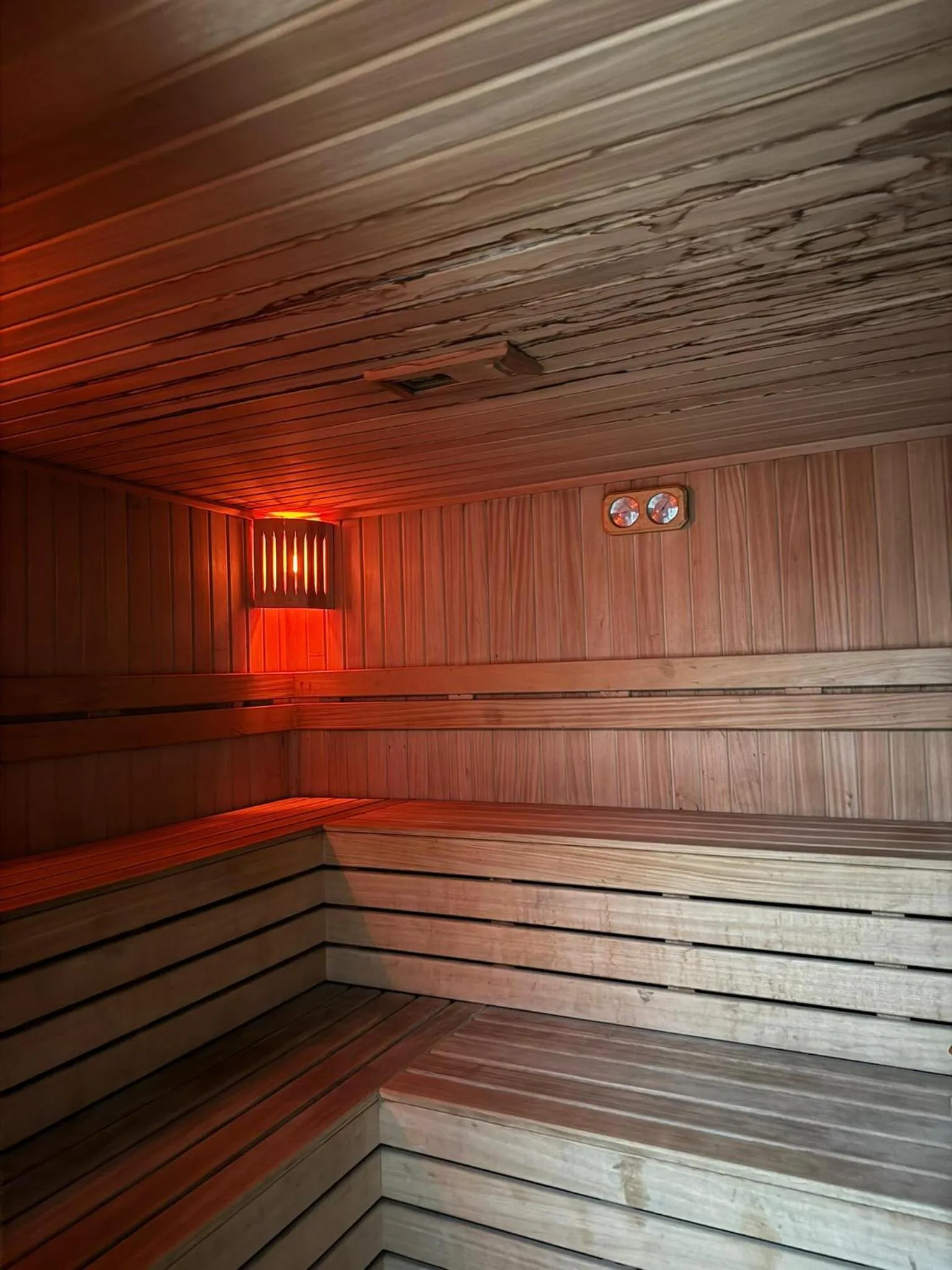Sauna in Century Cave Hotel