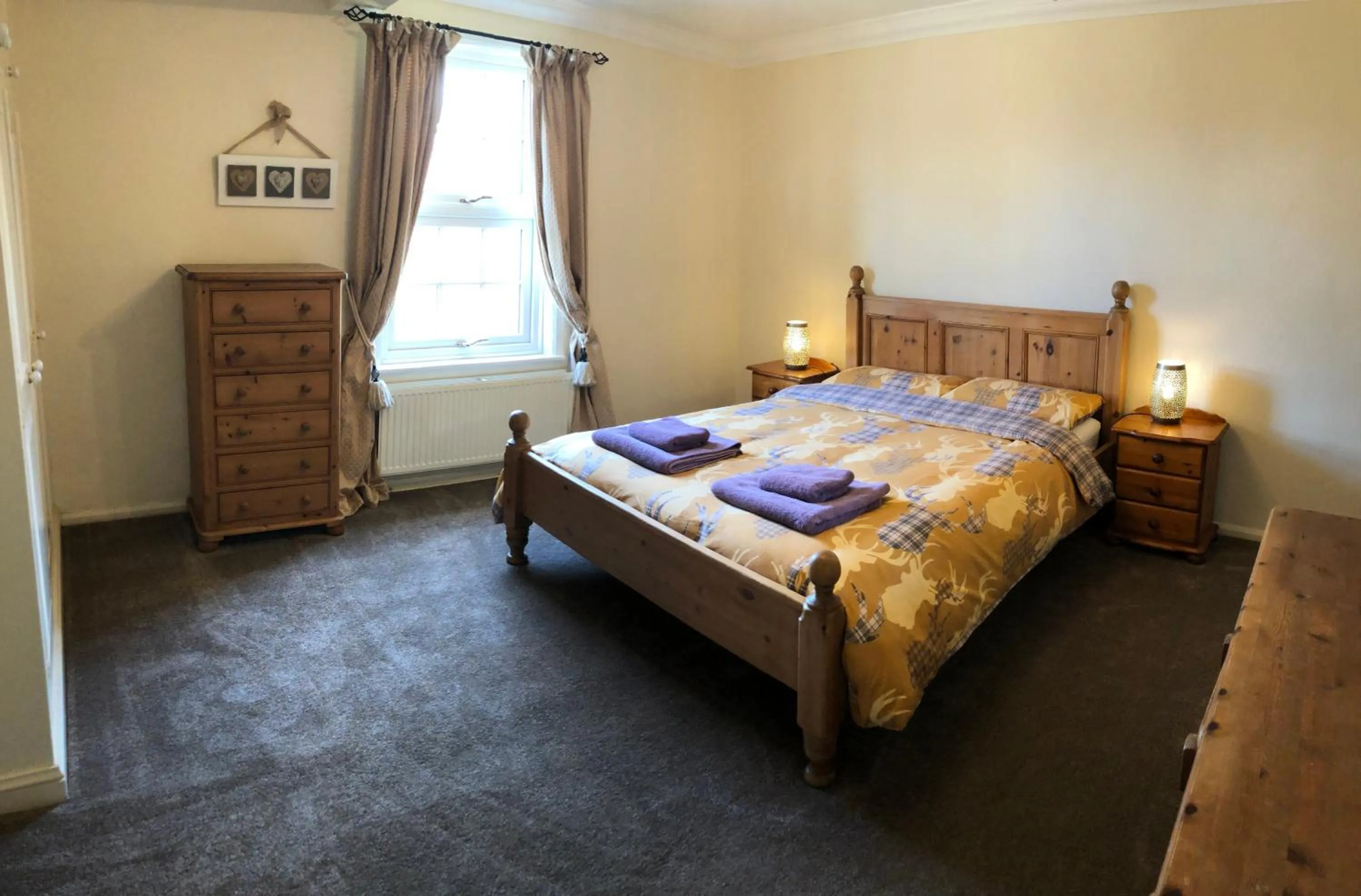 Bed in Ceilidh Cottage