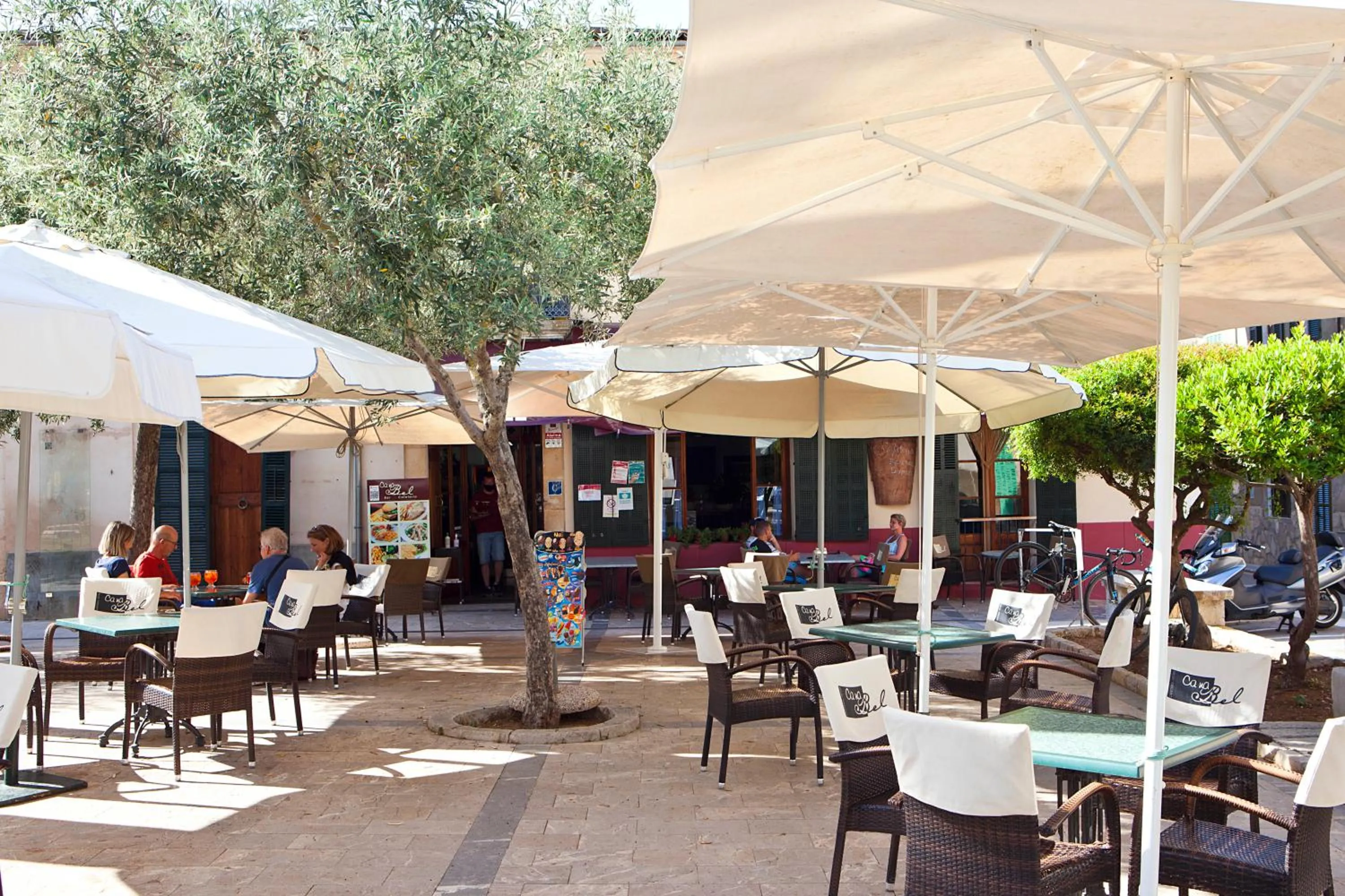Restaurant/places to eat in Casal de Petra - Rooms & Pool by My Rooms Hotels TI