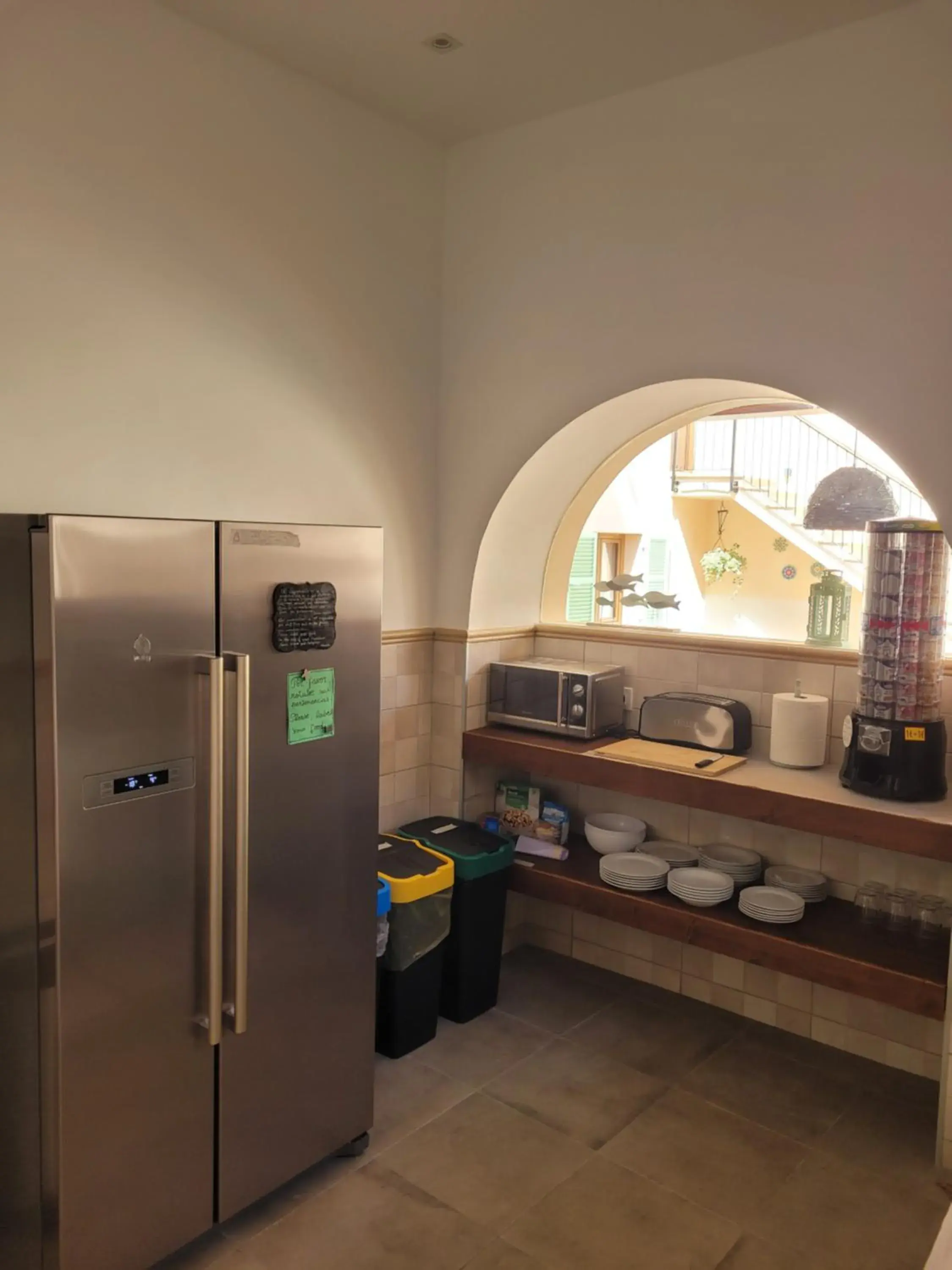 Communal kitchen in Casal de Petra - Rooms & Pool by My Rooms Hotels TI Communal kitchen in Casal de Petra - Rooms & Pool by My Rooms Hotels TI