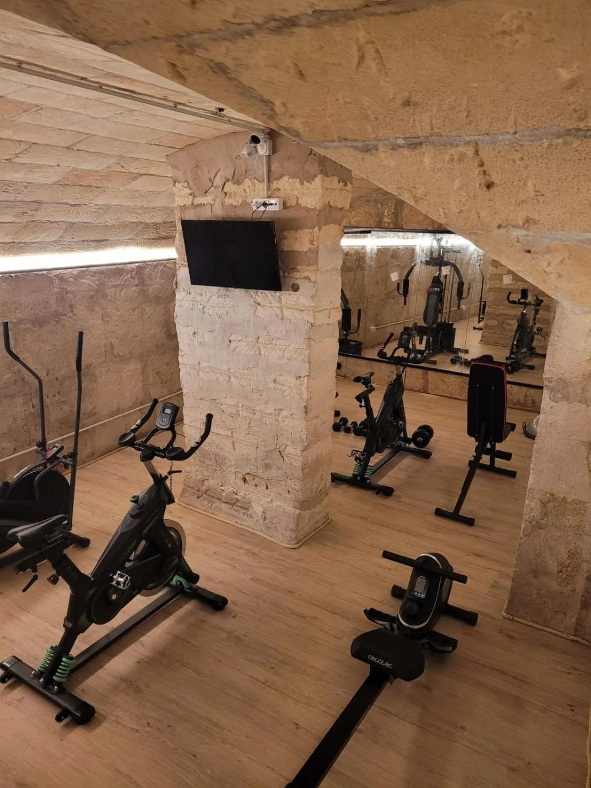 Fitness centre/facilities in Casal de Petra - Rooms & Pool by My Rooms Hotels TI
