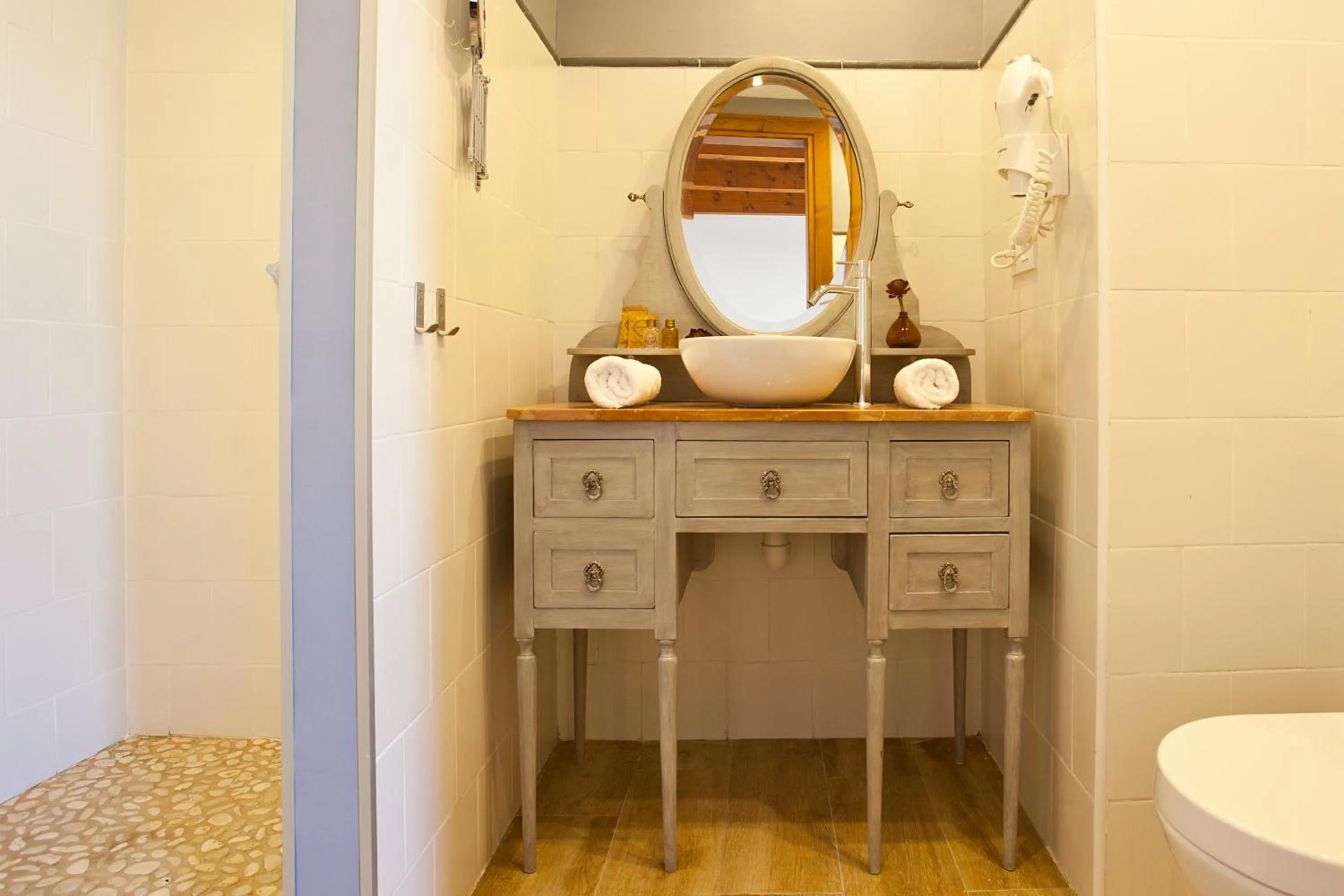 Bathroom in Casal de Petra - Rooms & Pool by My Rooms Hotels TI