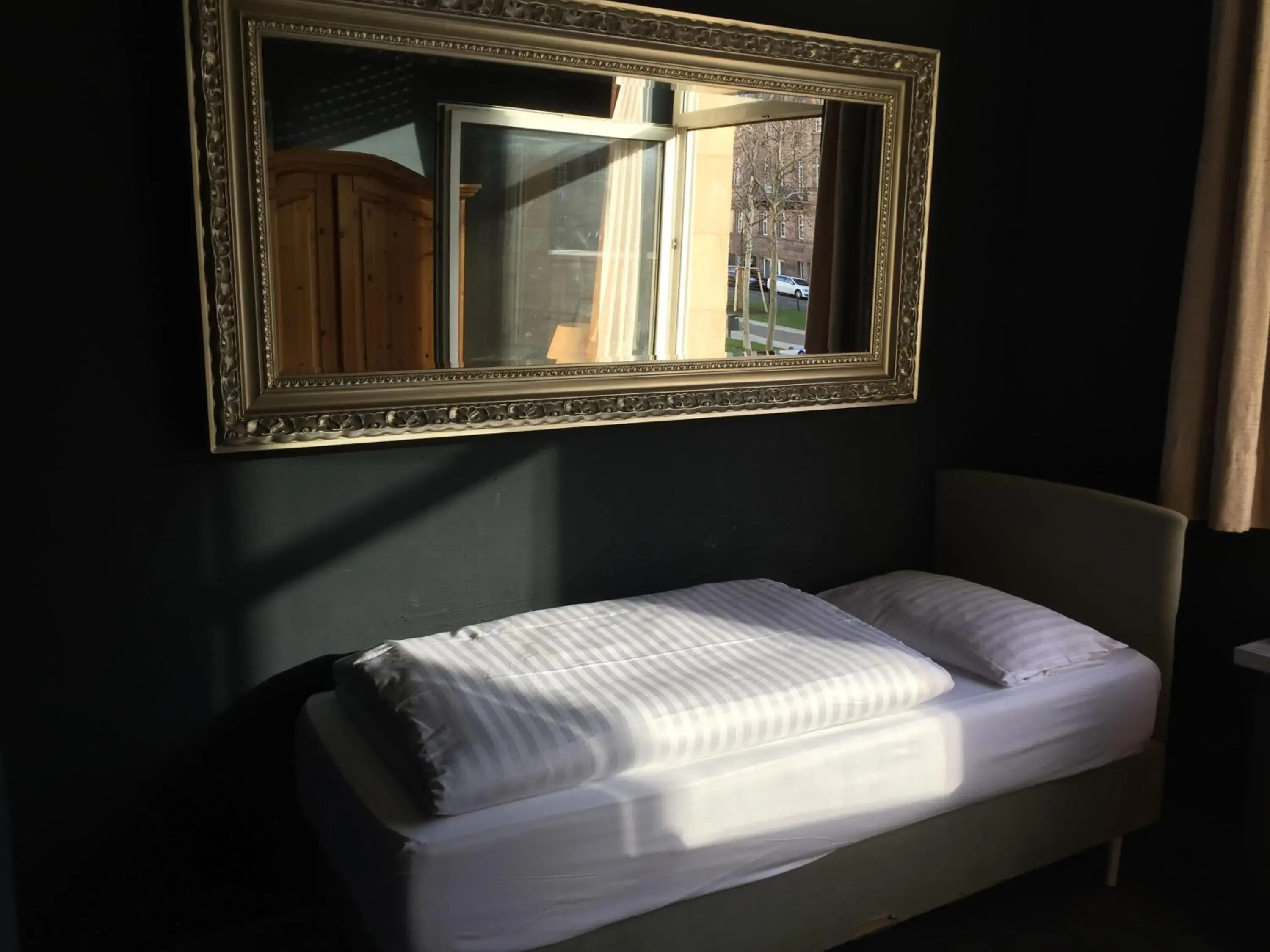 Photo of the whole room, Bed in Wasserturm Hotel Mannheim Photo of the whole room, Bed in Wasserturm Hotel Mannheim