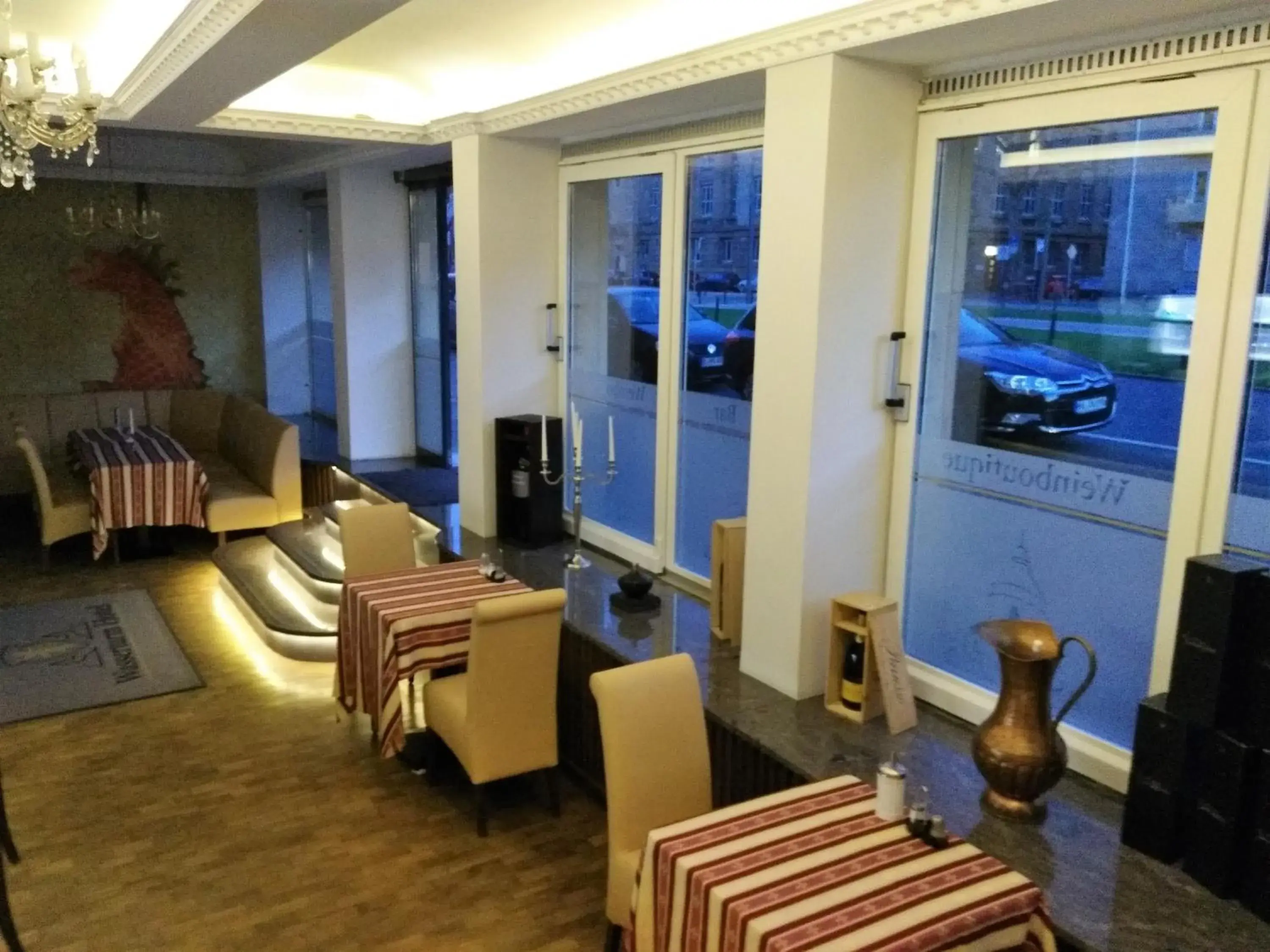 Restaurant/places to eat in Wasserturm Hotel Mannheim Restaurant/places to eat in Wasserturm Hotel Mannheim