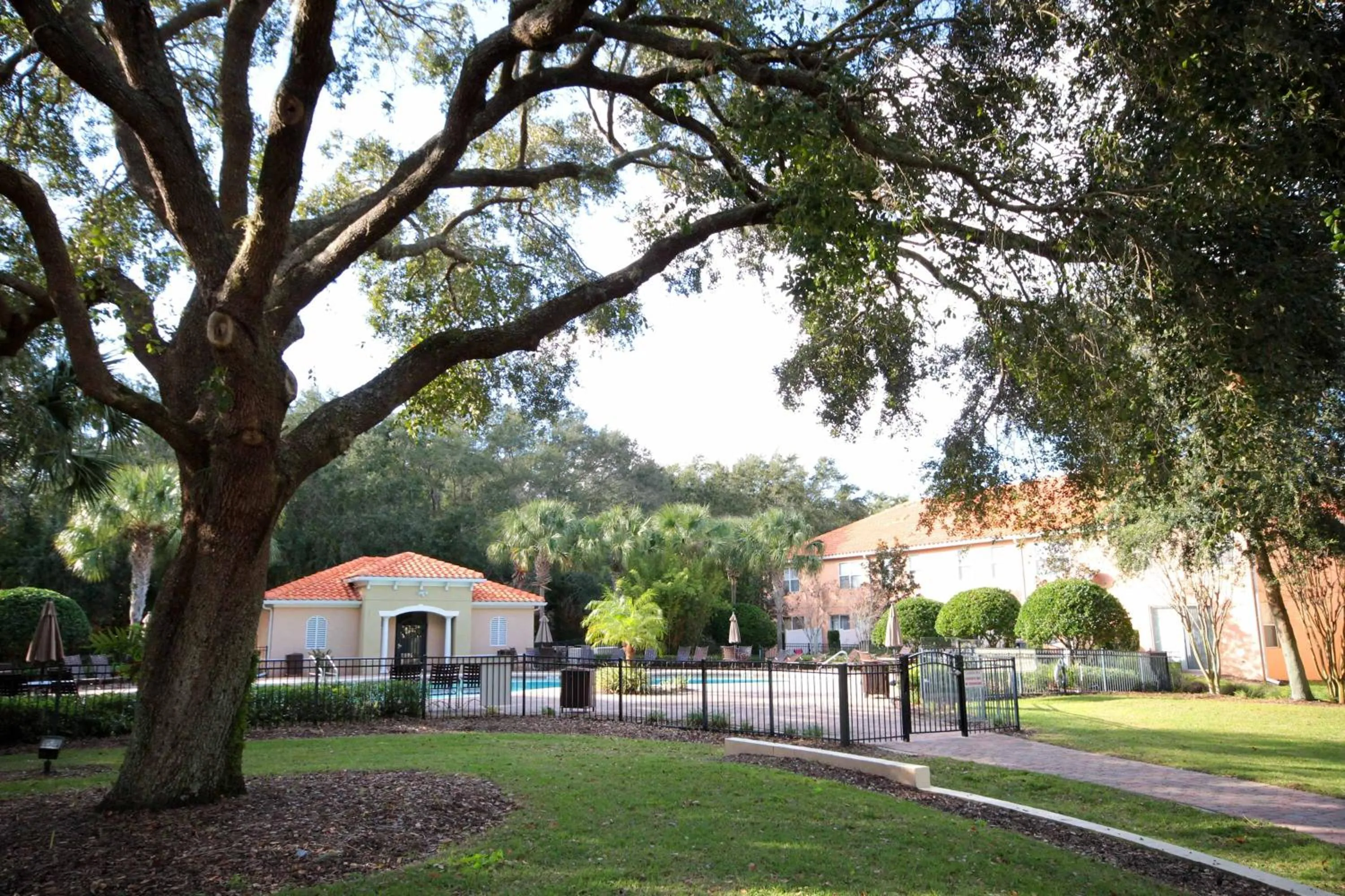 Four Bedroom w/ GameRoom 5152A