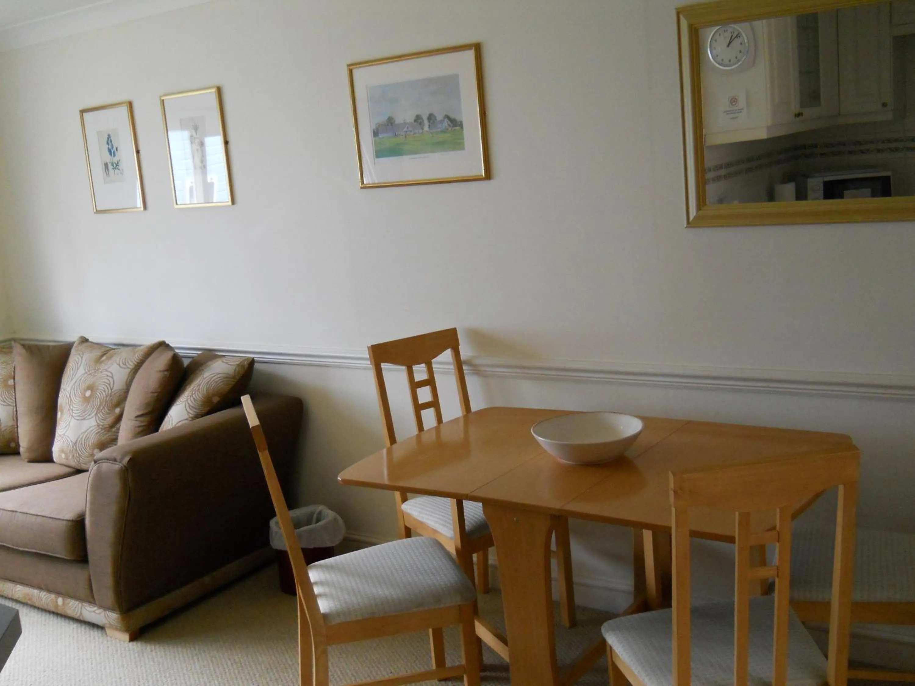 Dining area in Richmond Park Golf Club
