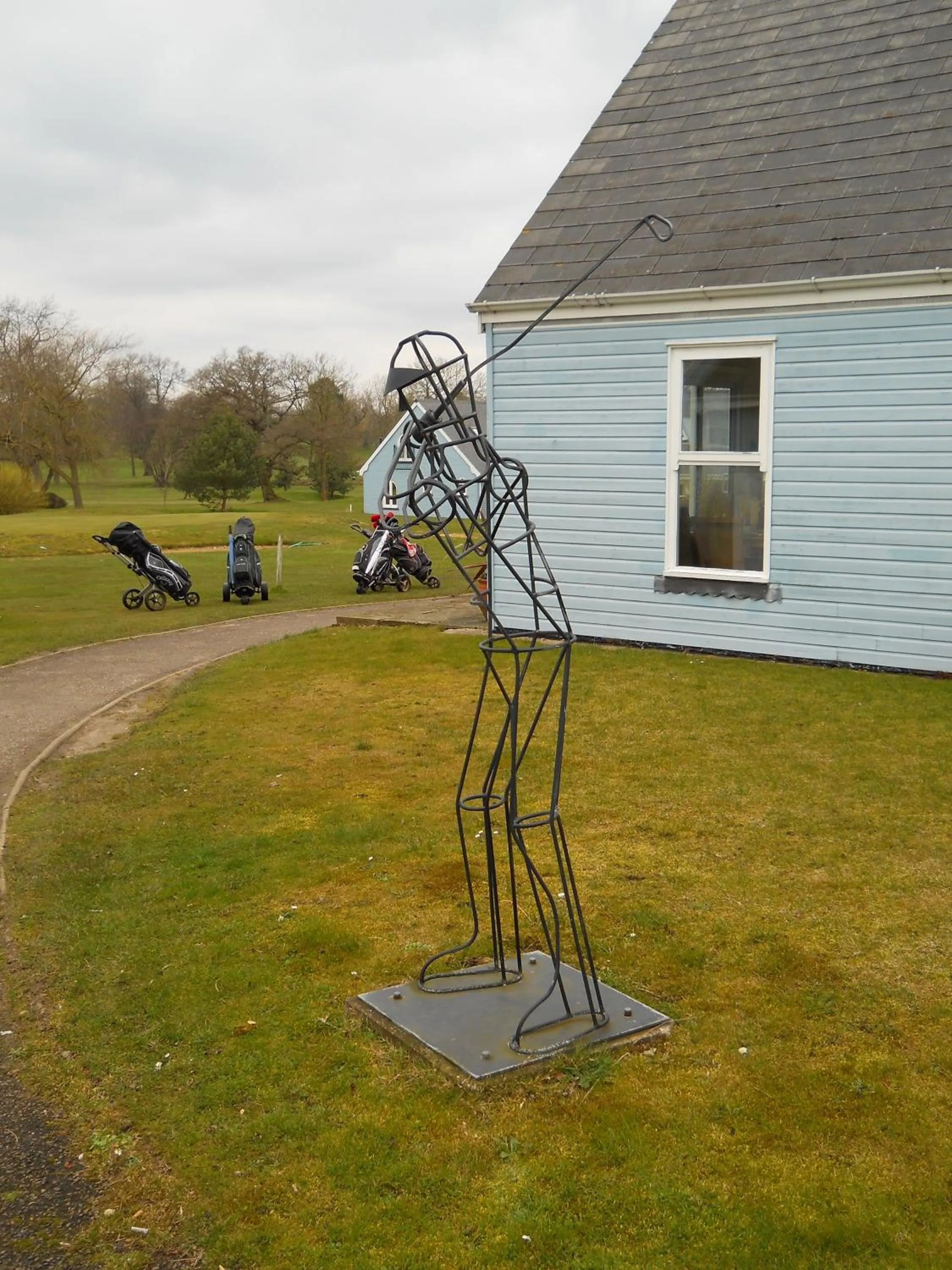 Facade/entrance in Richmond Park Golf Club