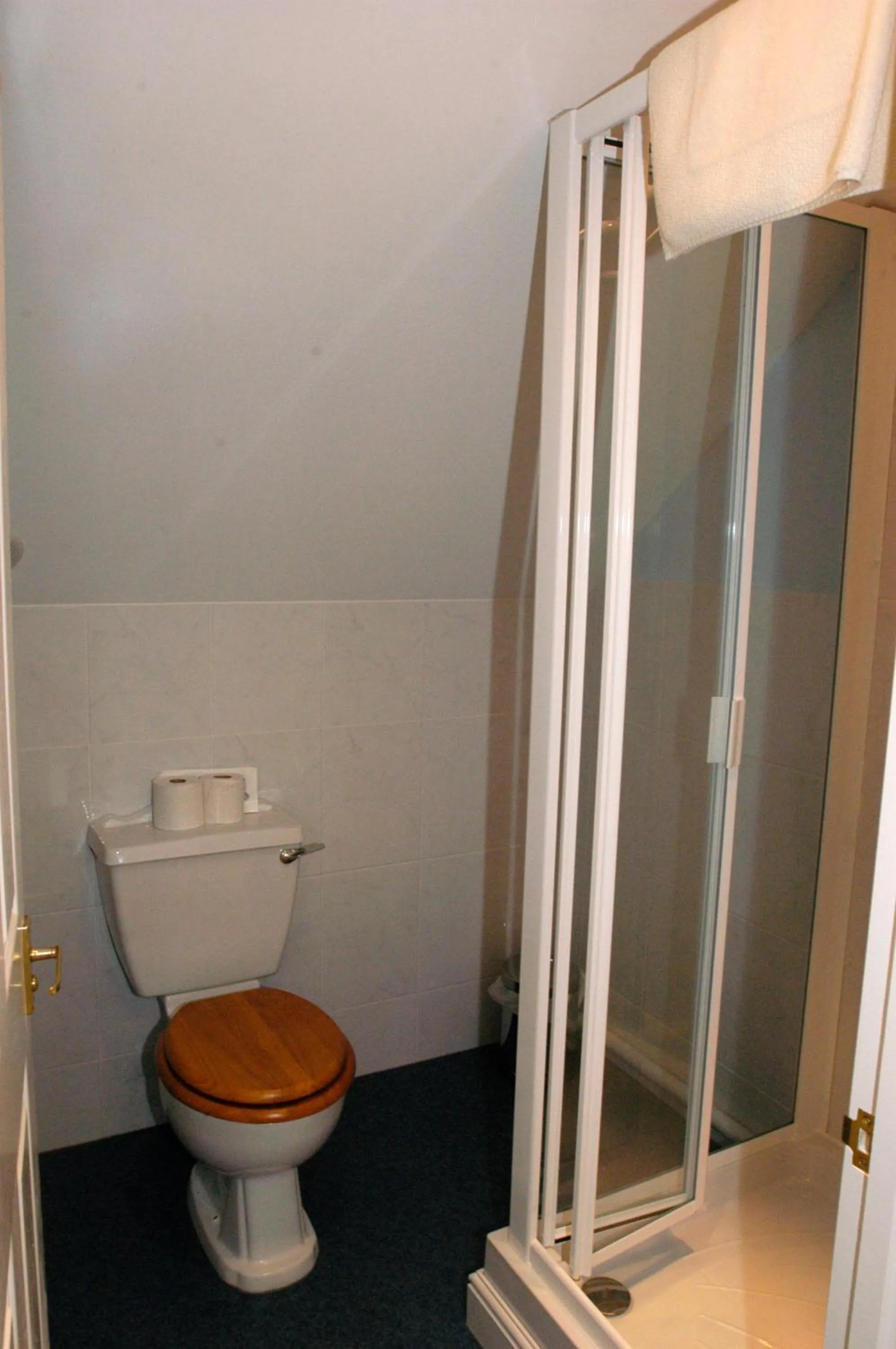 Bathroom in Richmond Park Golf Club