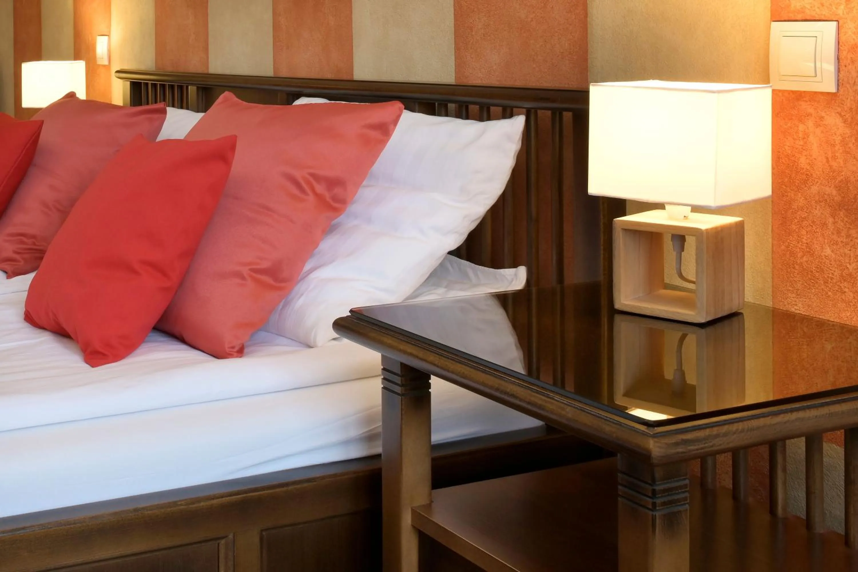 Decorative detail, Bed in La Fresca