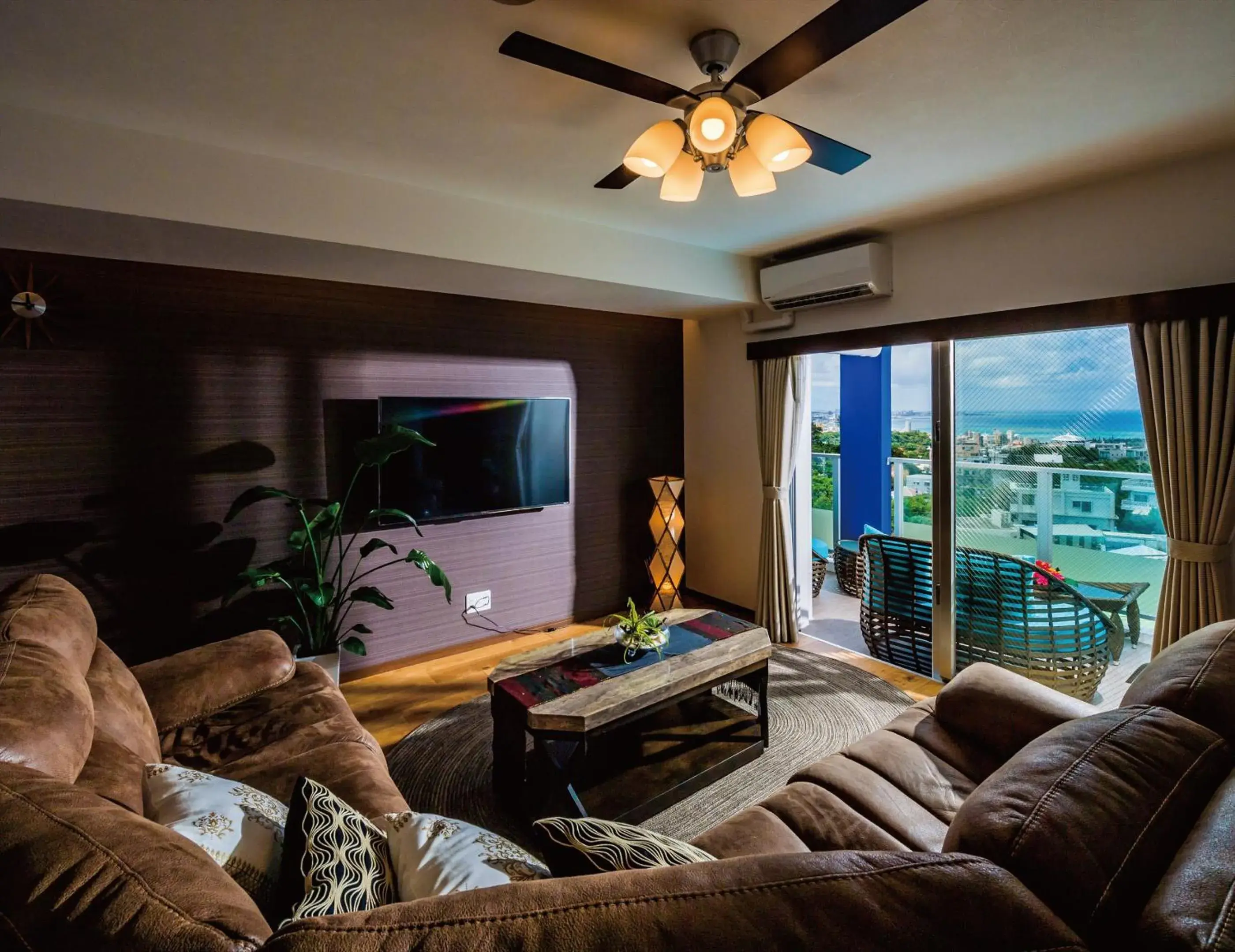 Premier Ocean Suite with Private Sauna(Top Floor, 104.5sqm, 3LDK) - single occupancy in Zoe Resort The Sunset Village Okinawa Chatan Premier Ocean Suite with Private Sauna(Top Floor, 104.5sqm, 3LDK) - single occupancy in Zoe Resort The Sunset Village Okinawa Chatan