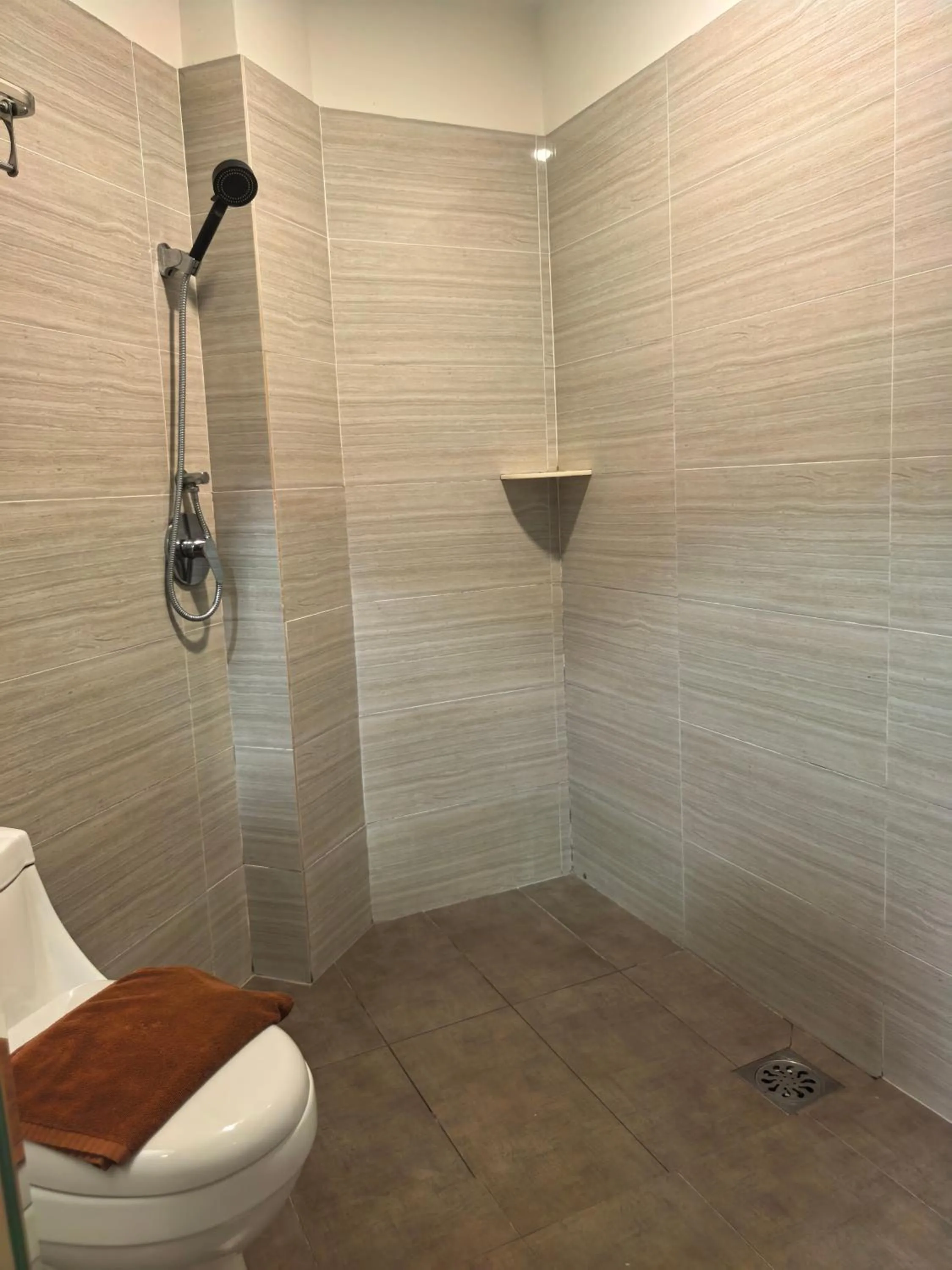 Bathroom in SH Hotel Kota Damansara