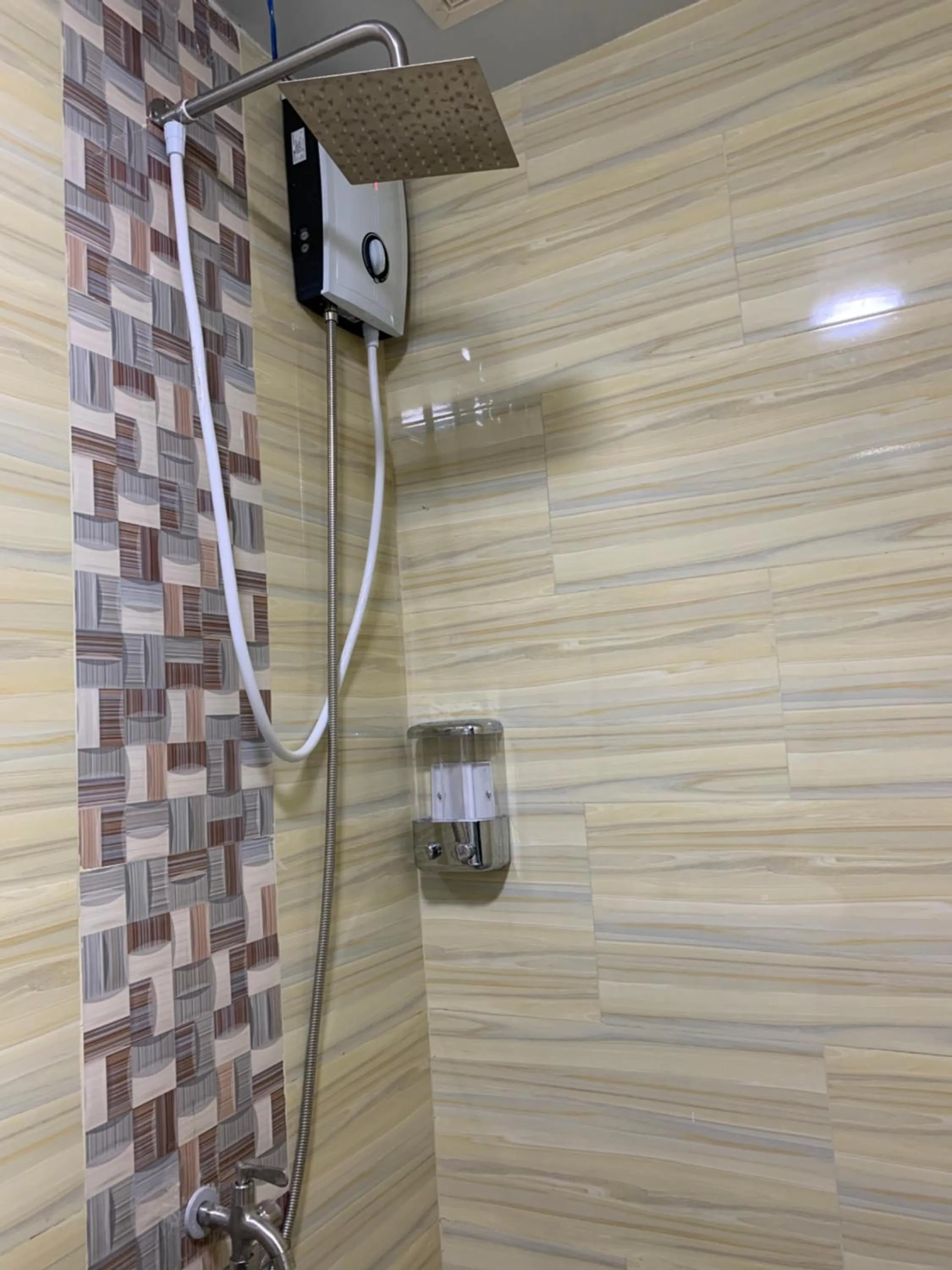 Beinte Singko de Marso Apartments