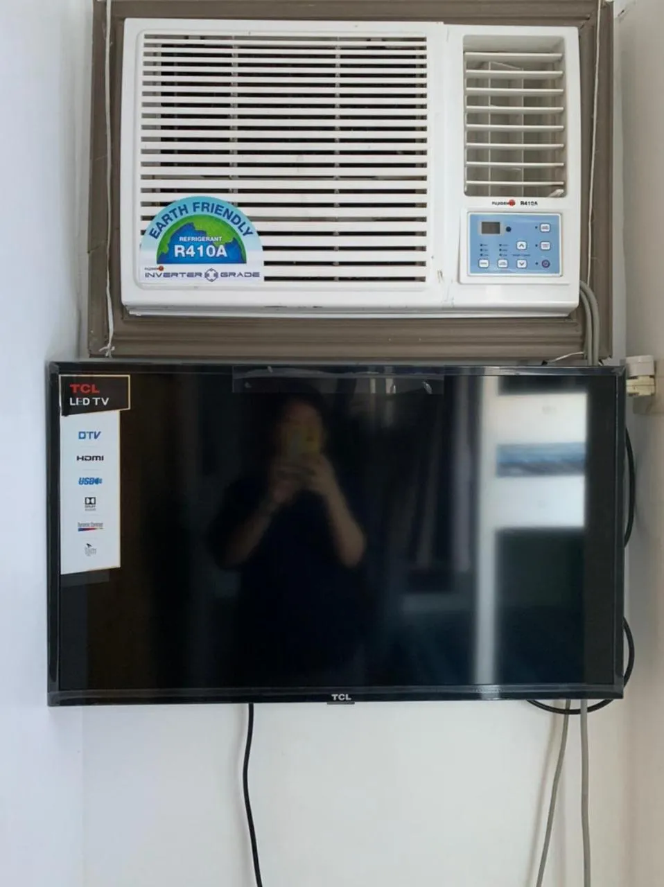 Entertainment in Beinte Singko de Marso Apartments