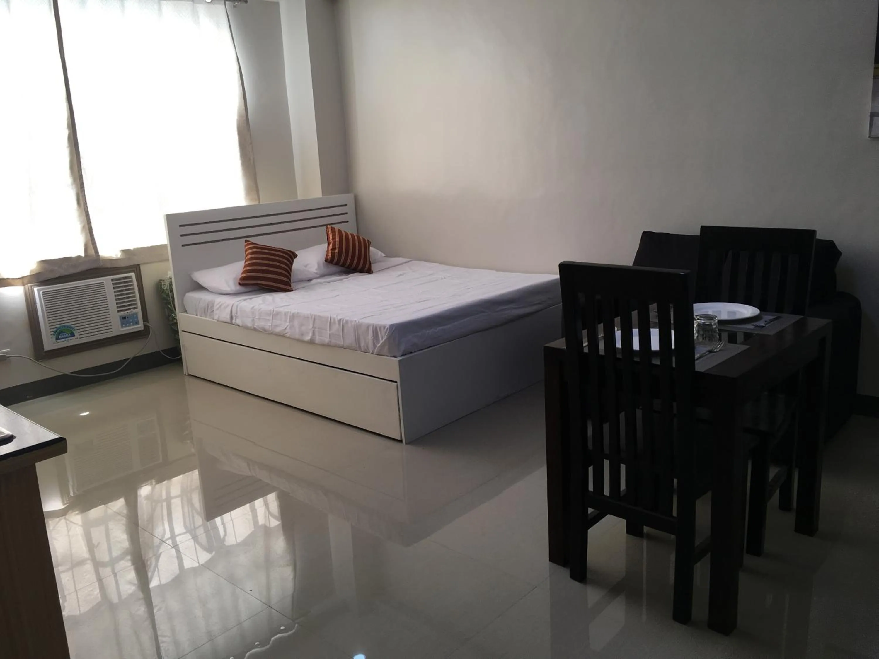 Bed in Beinte Singko de Marso Apartments