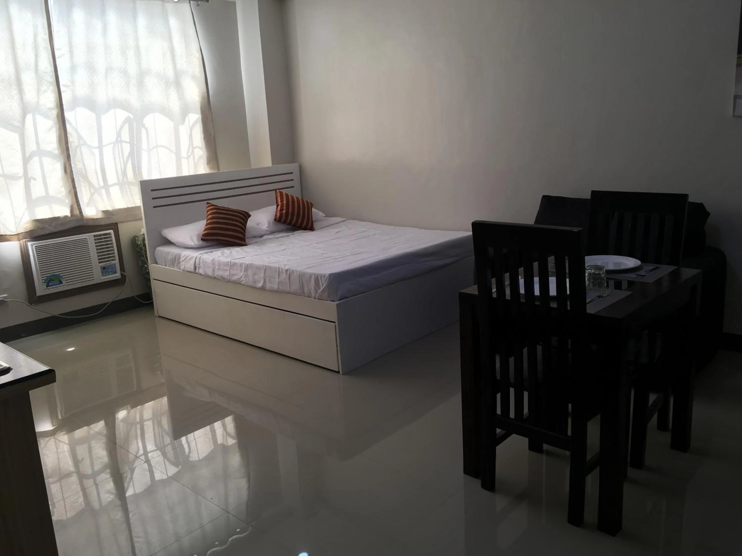 Bed in Beinte Singko de Marso Apartments