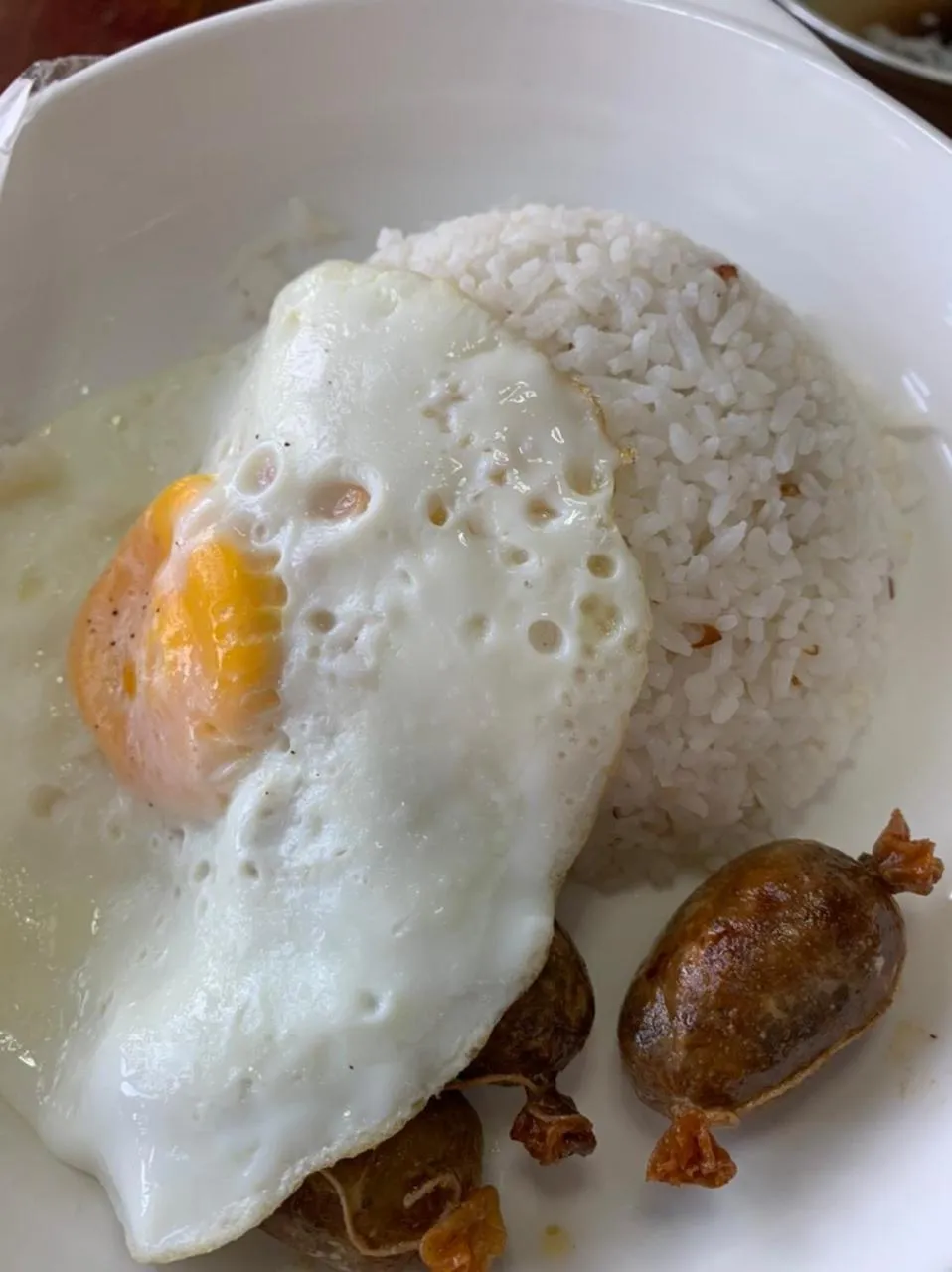 Food and drinks in Beinte Singko de Marso Apartments