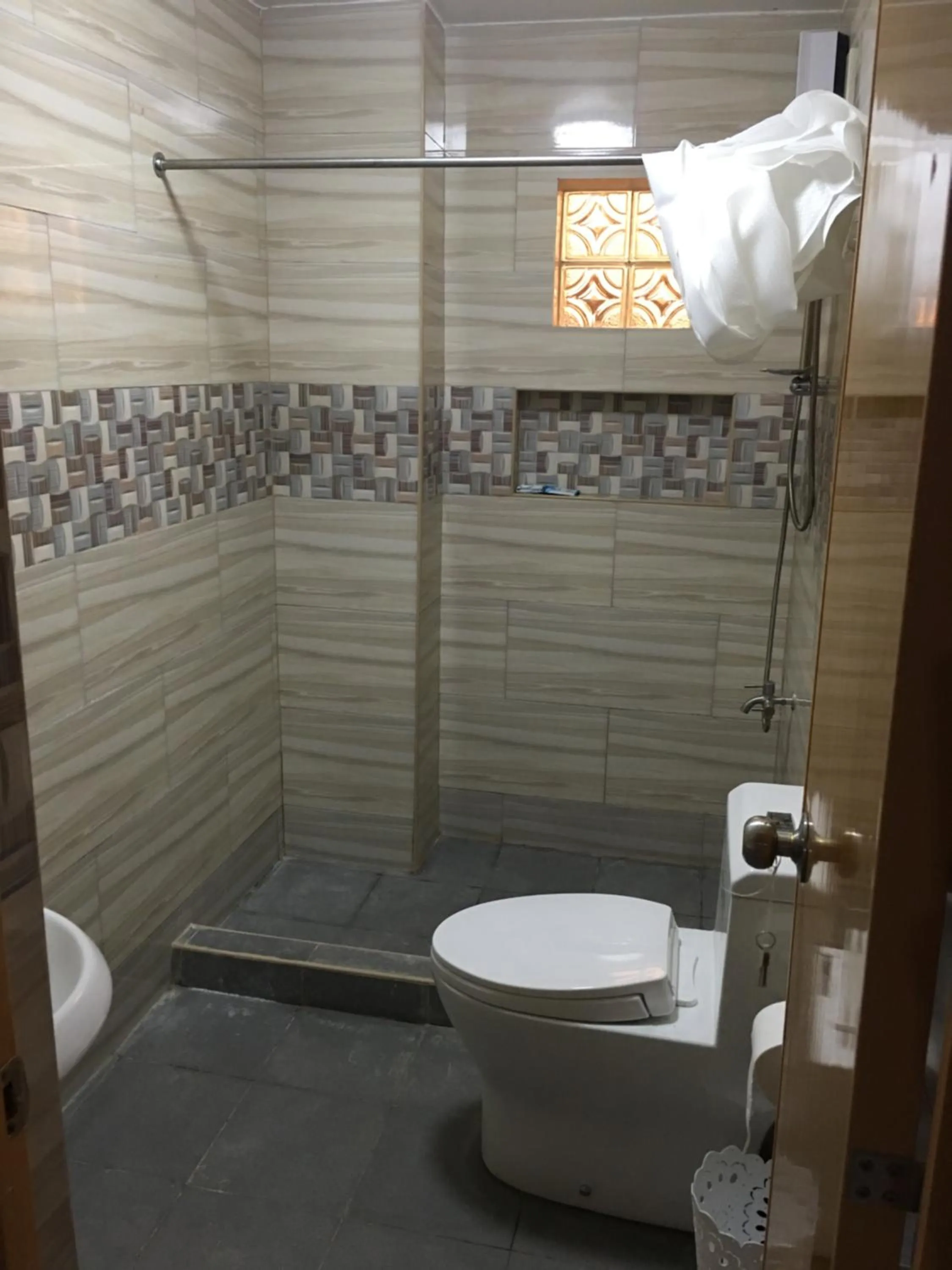 Bathroom in Beinte Singko de Marso Apartments