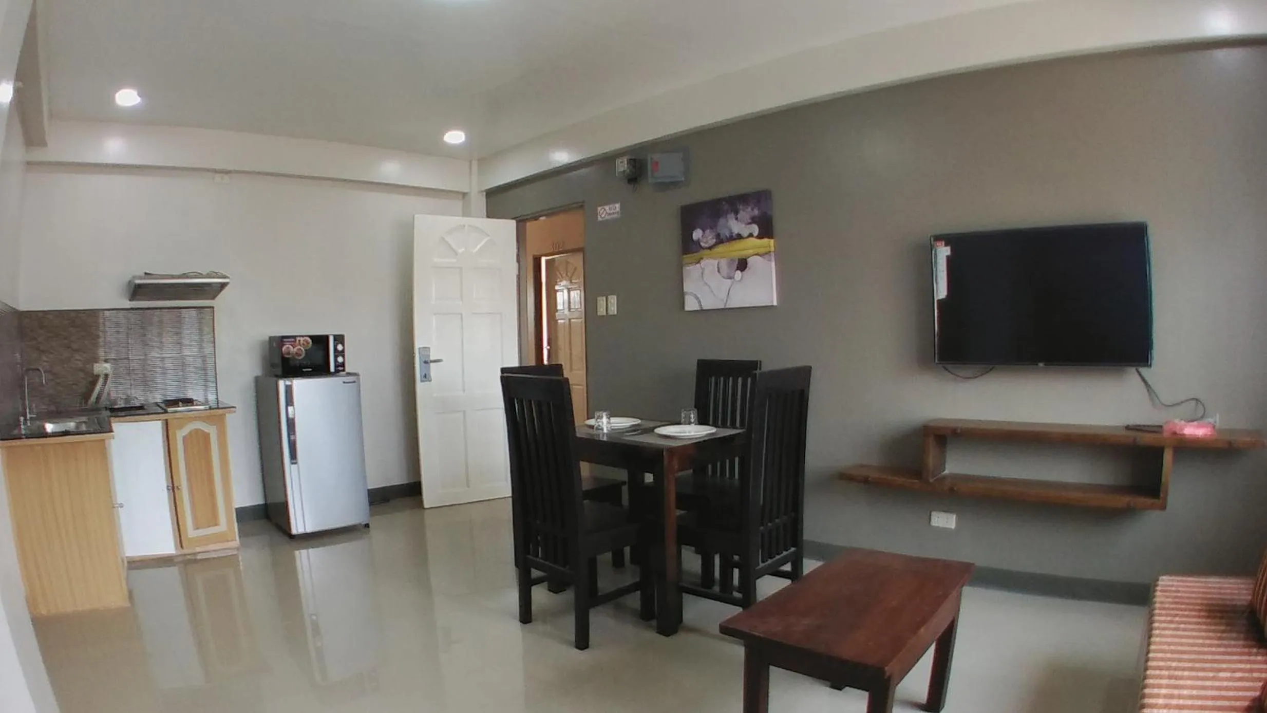 TV and multimedia in Beinte Singko de Marso Apartments