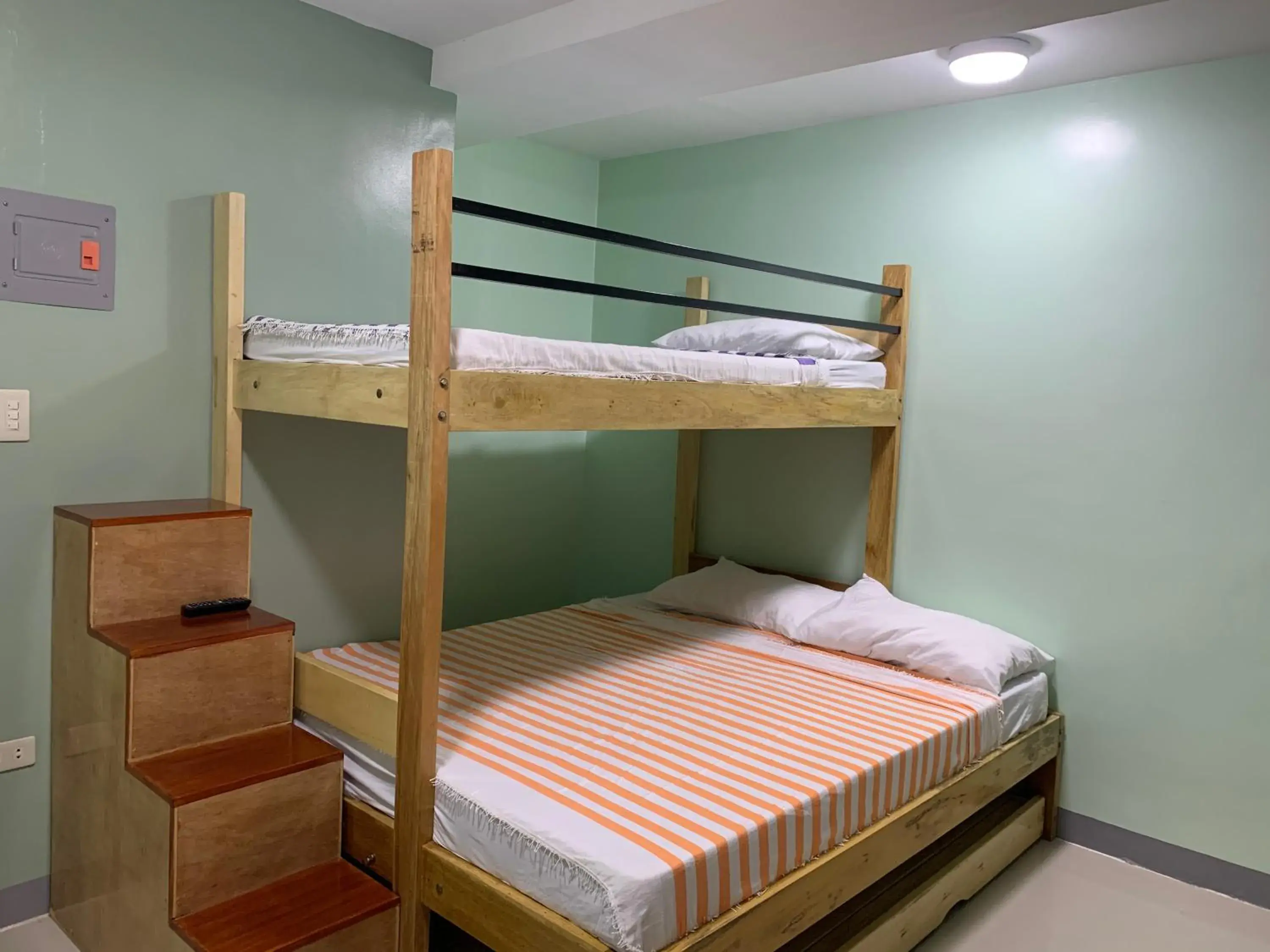 Bed in Beinte Singko de Marso Apartments Bed in Beinte Singko de Marso Apartments